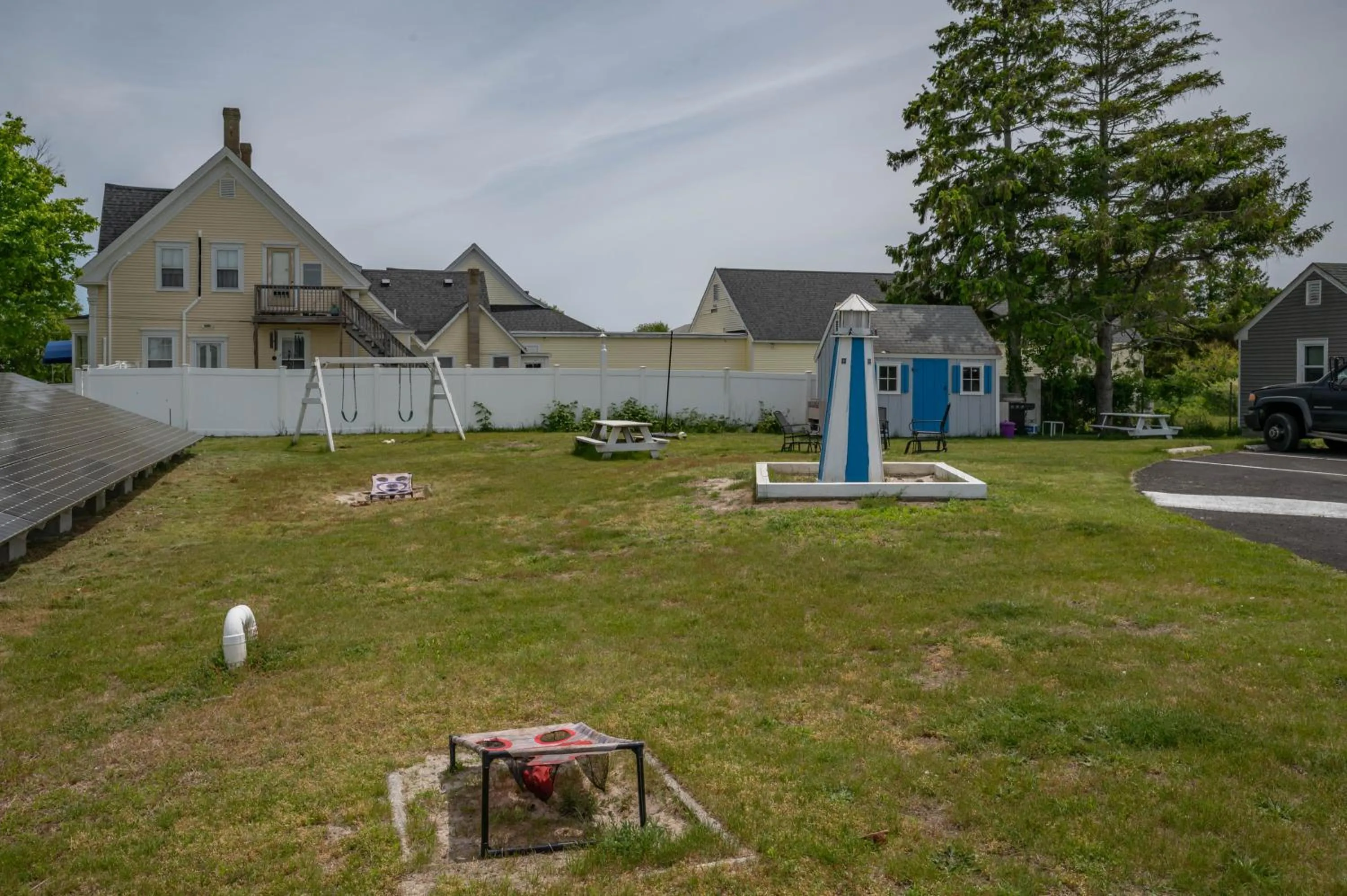 Jonathan Edwards Motel