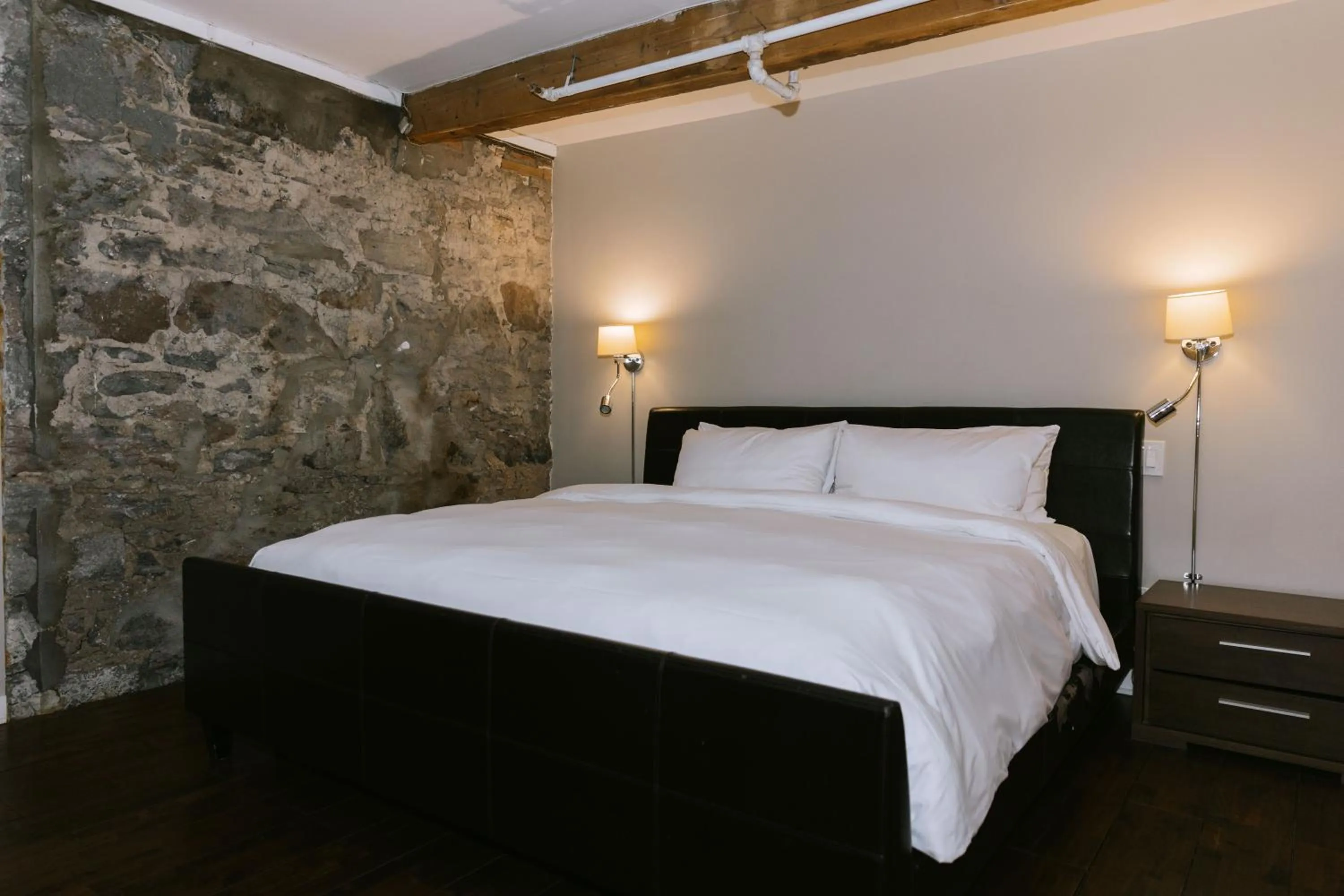 Bedroom, Bed in Lofts du Vieux-Port by Gray Collection