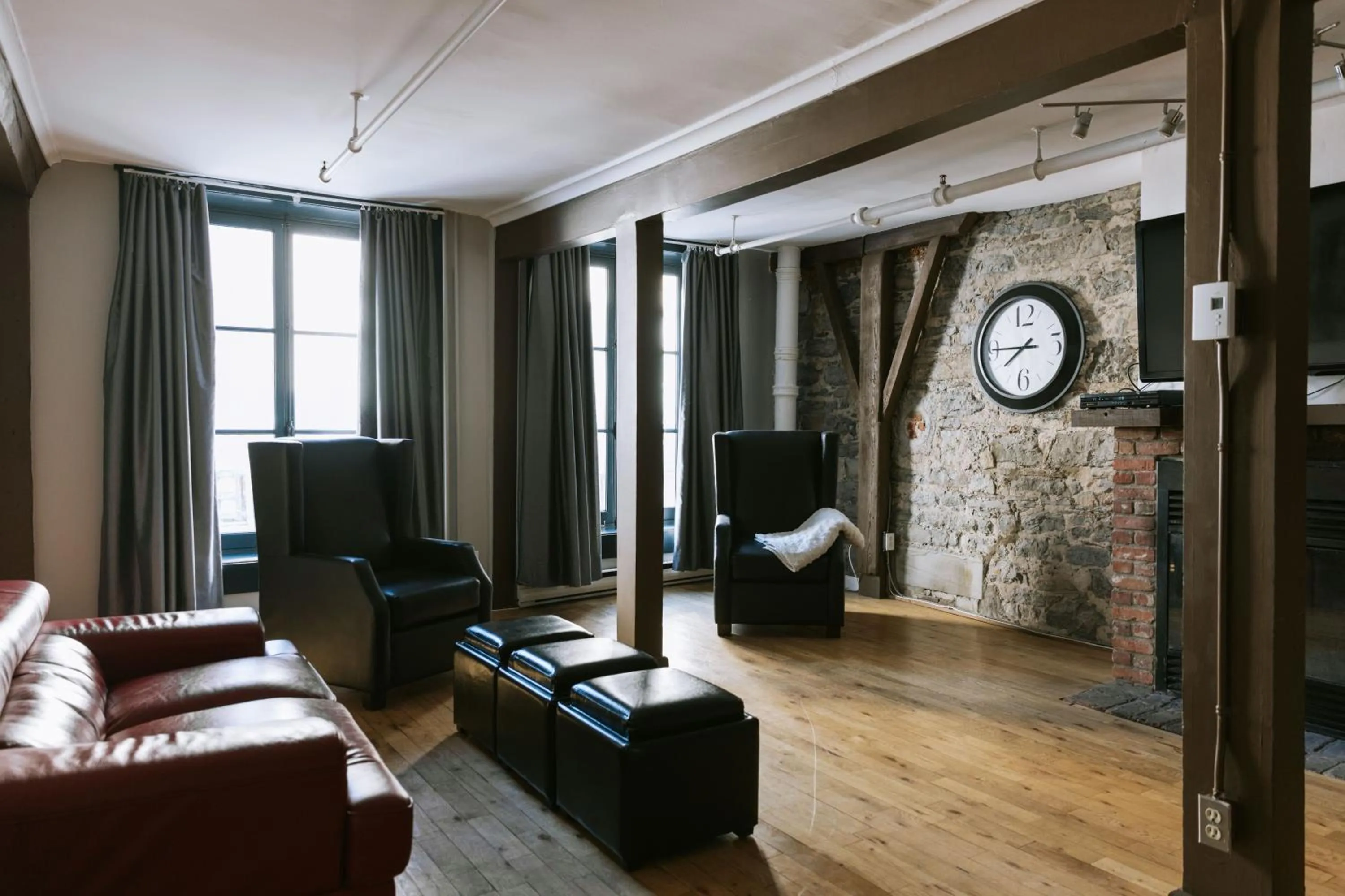 Living room in Lofts du Vieux-Port by Gray Collection