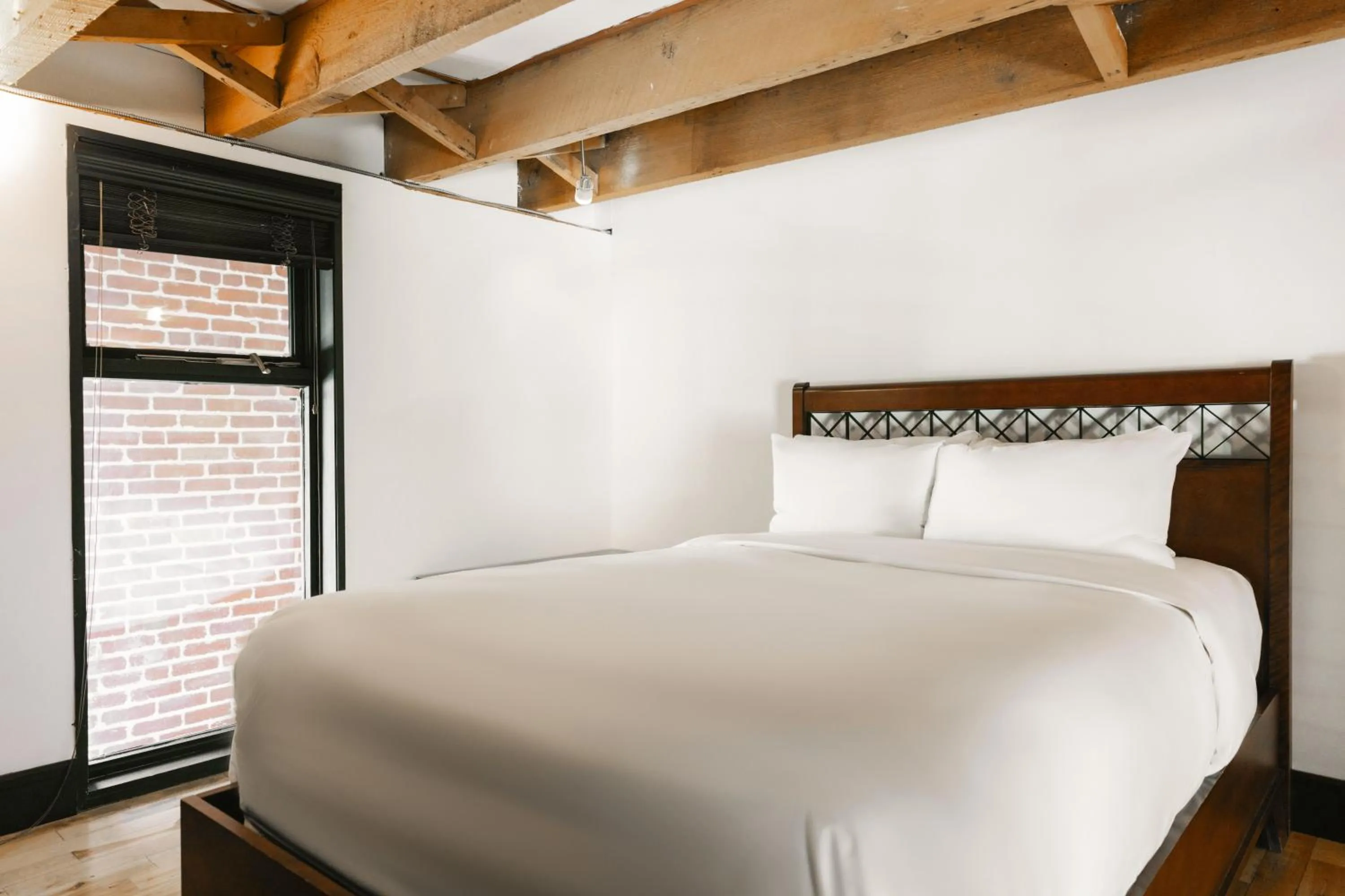 Bedroom, Bed in Lofts du Vieux-Port by Gray Collection