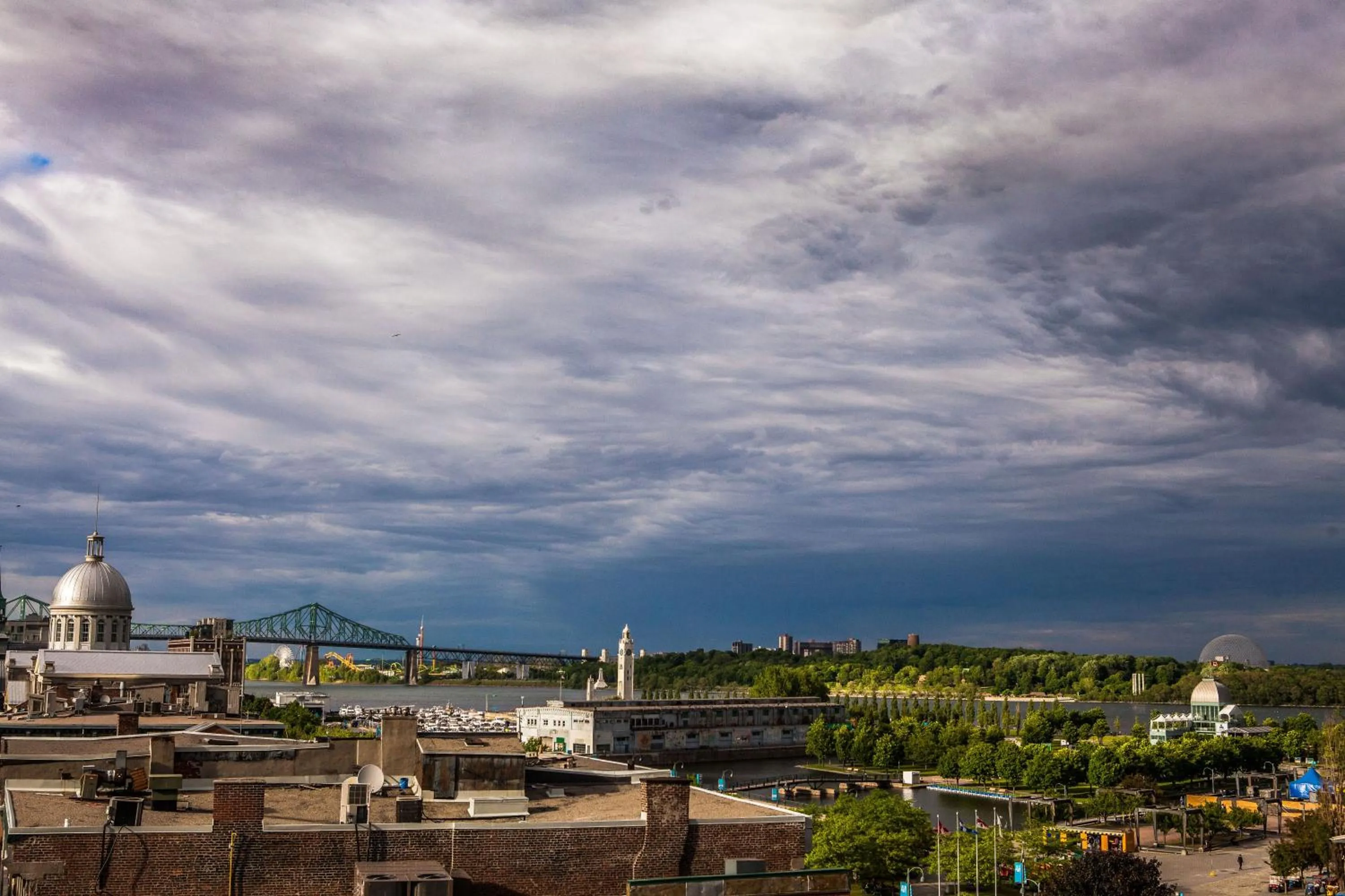 City view in Lofts du Vieux-Port by Gray Collection