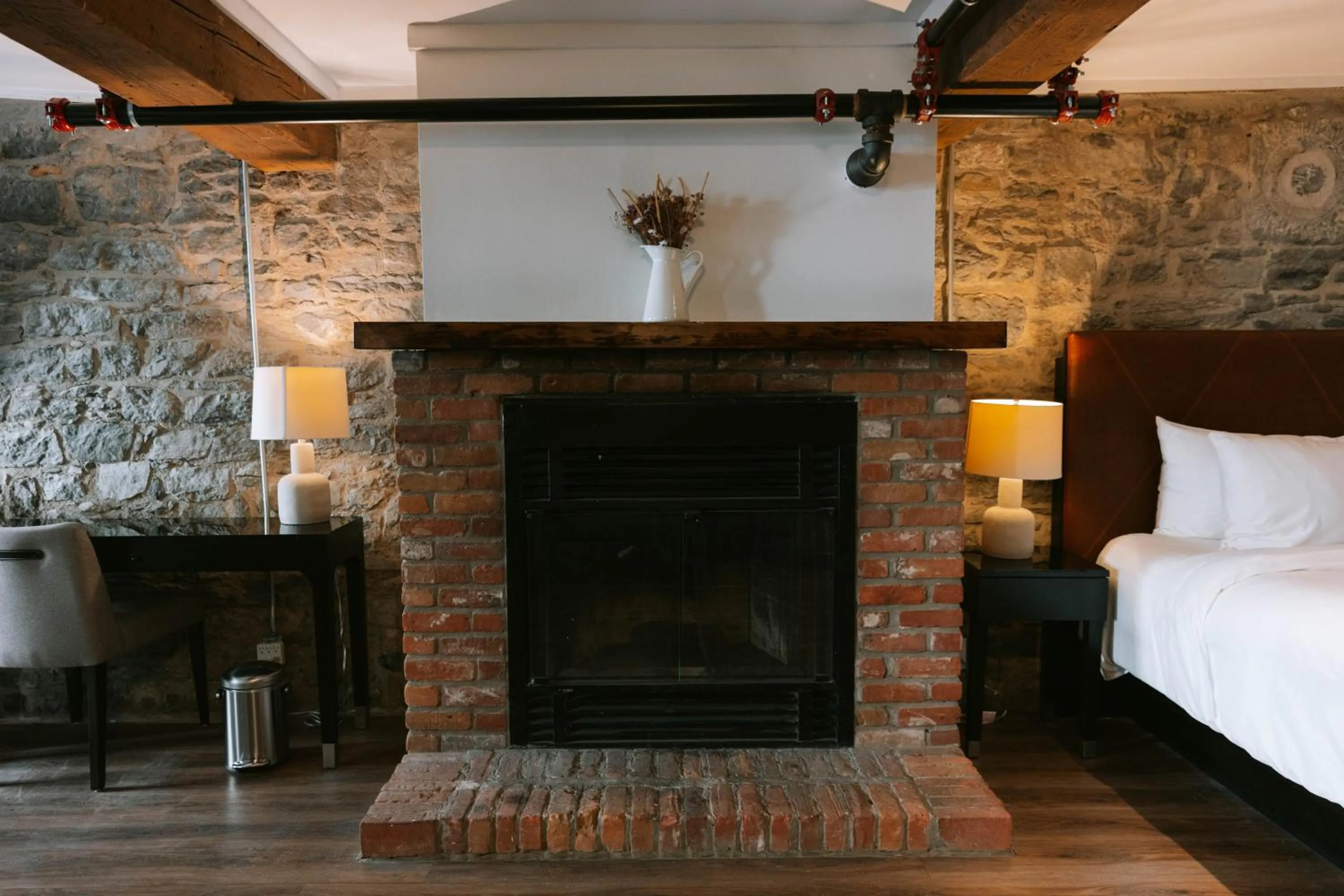 Bedroom, Bed in Lofts du Vieux-Port by Gray Collection