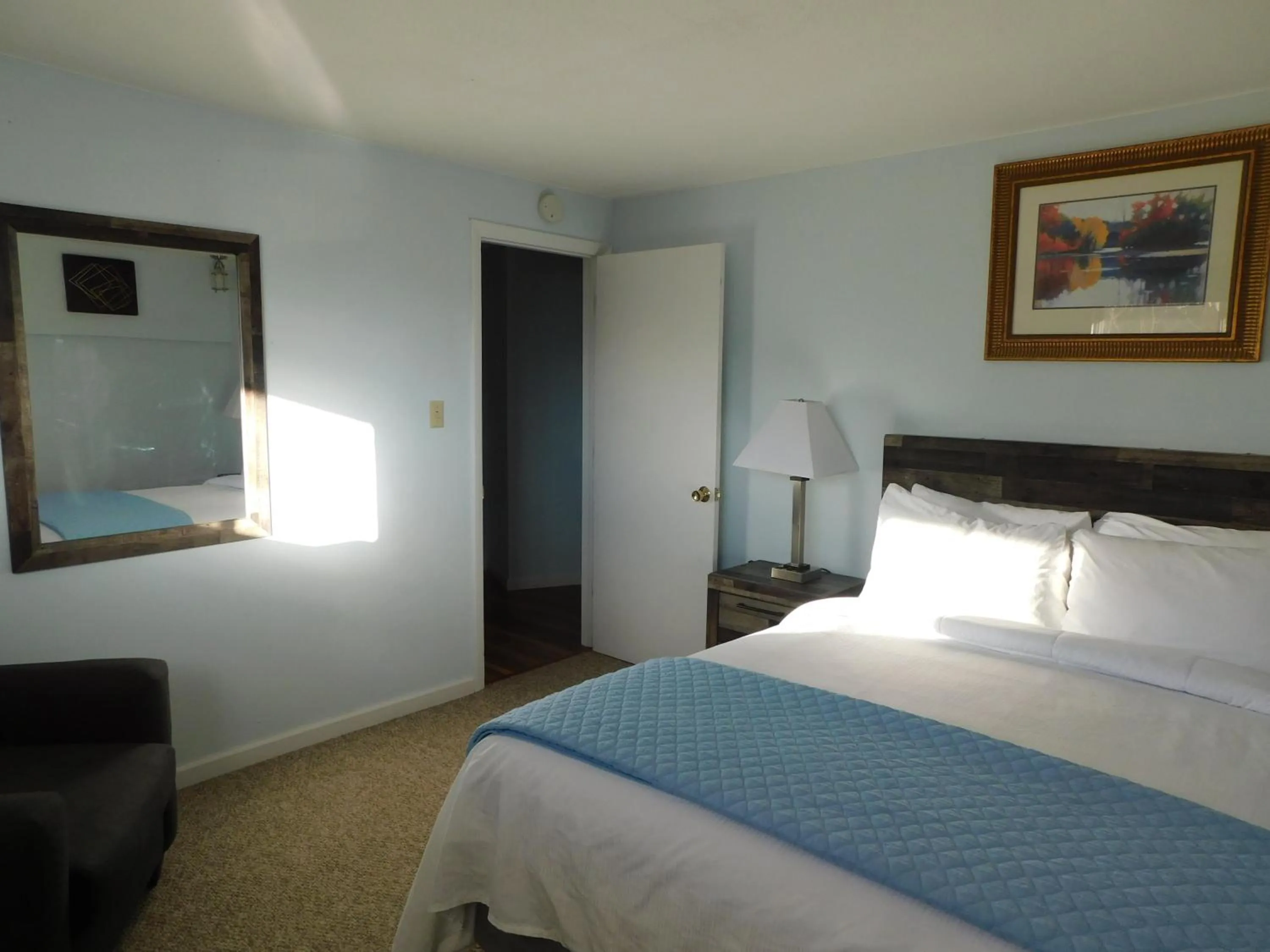 Bedroom, Bed in Silver Ridge Lodge