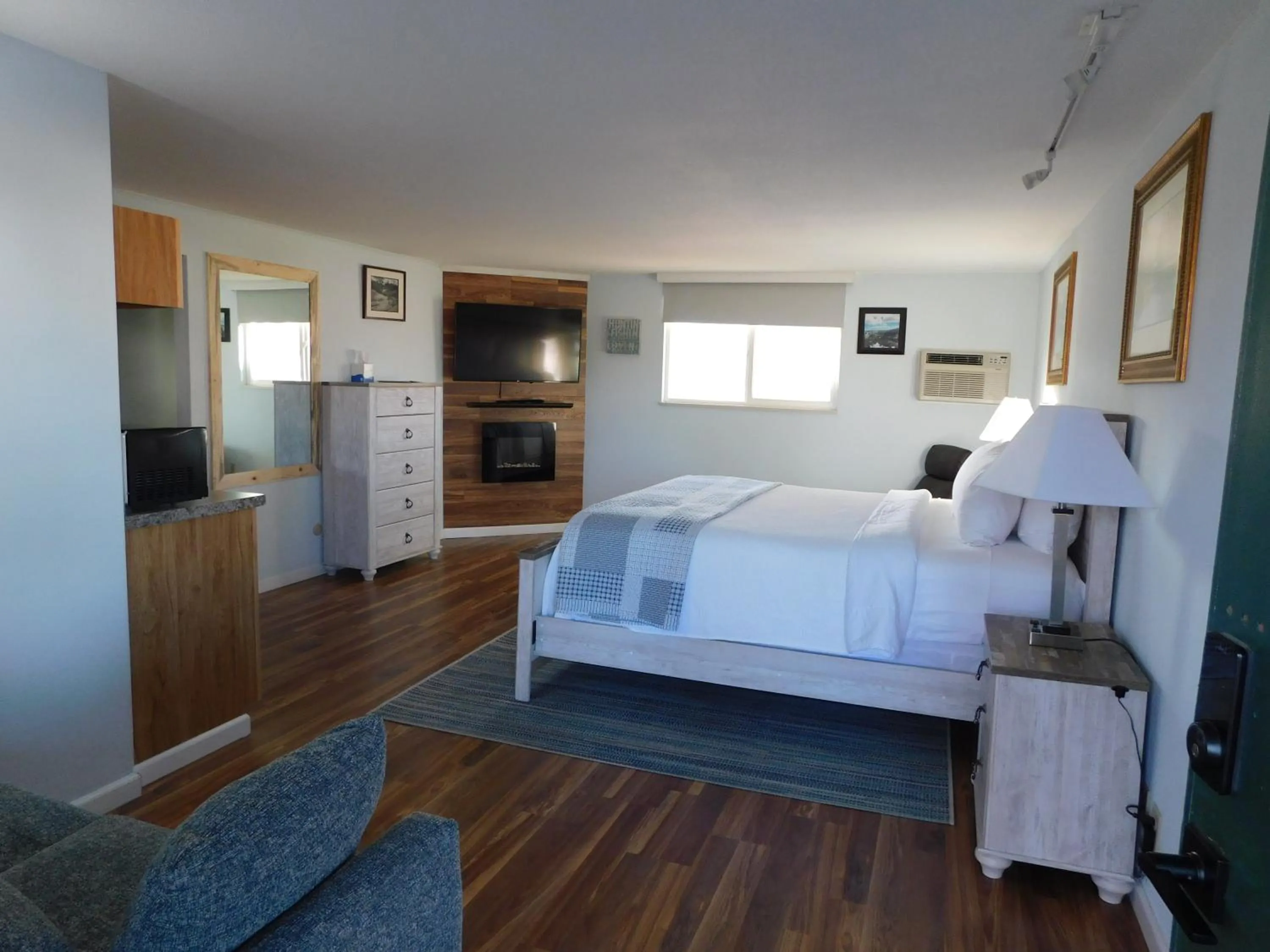 TV and multimedia, Bed in Silver Ridge Lodge