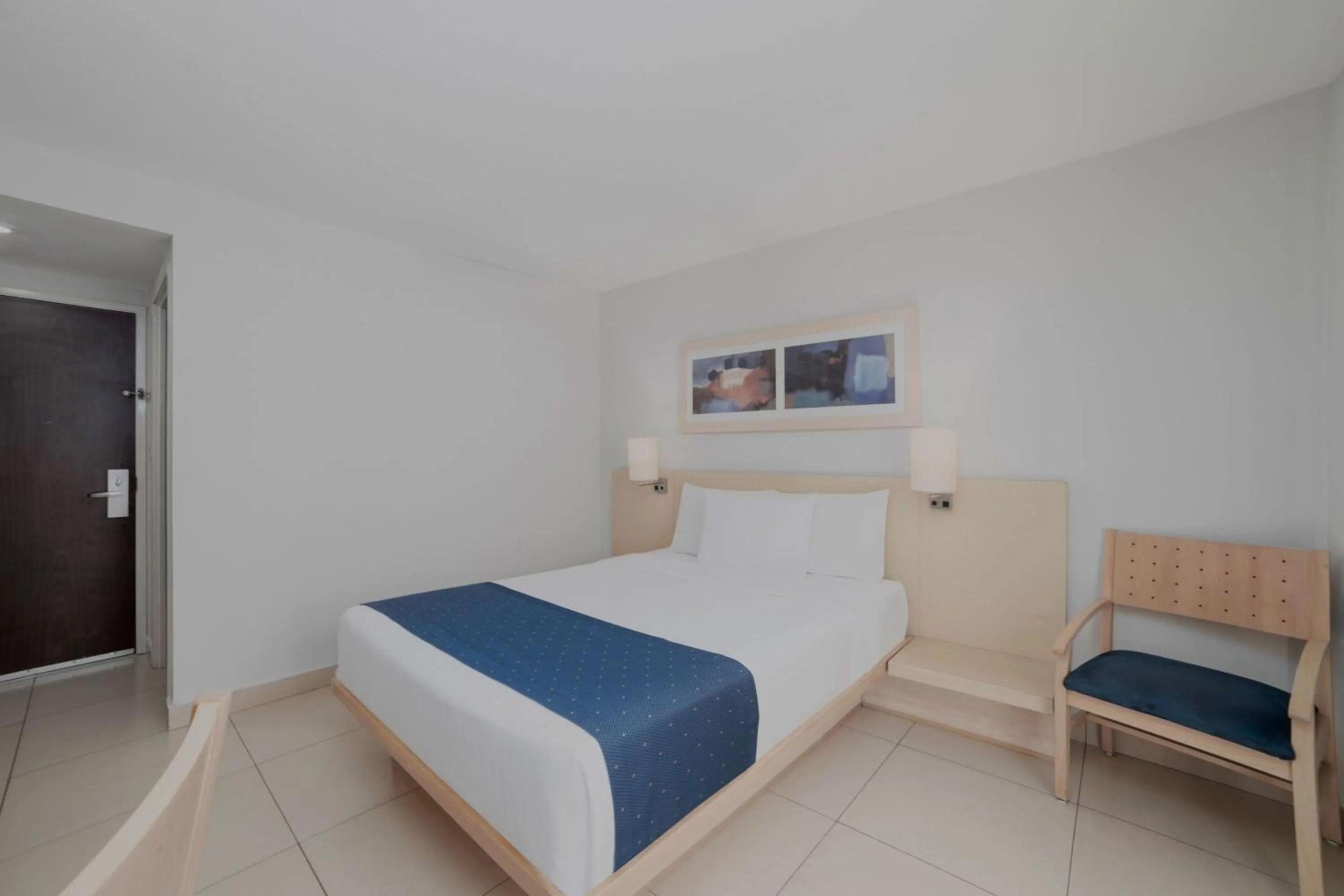 Photo of the whole room, Bed in City Express by Marriott Minatitlán