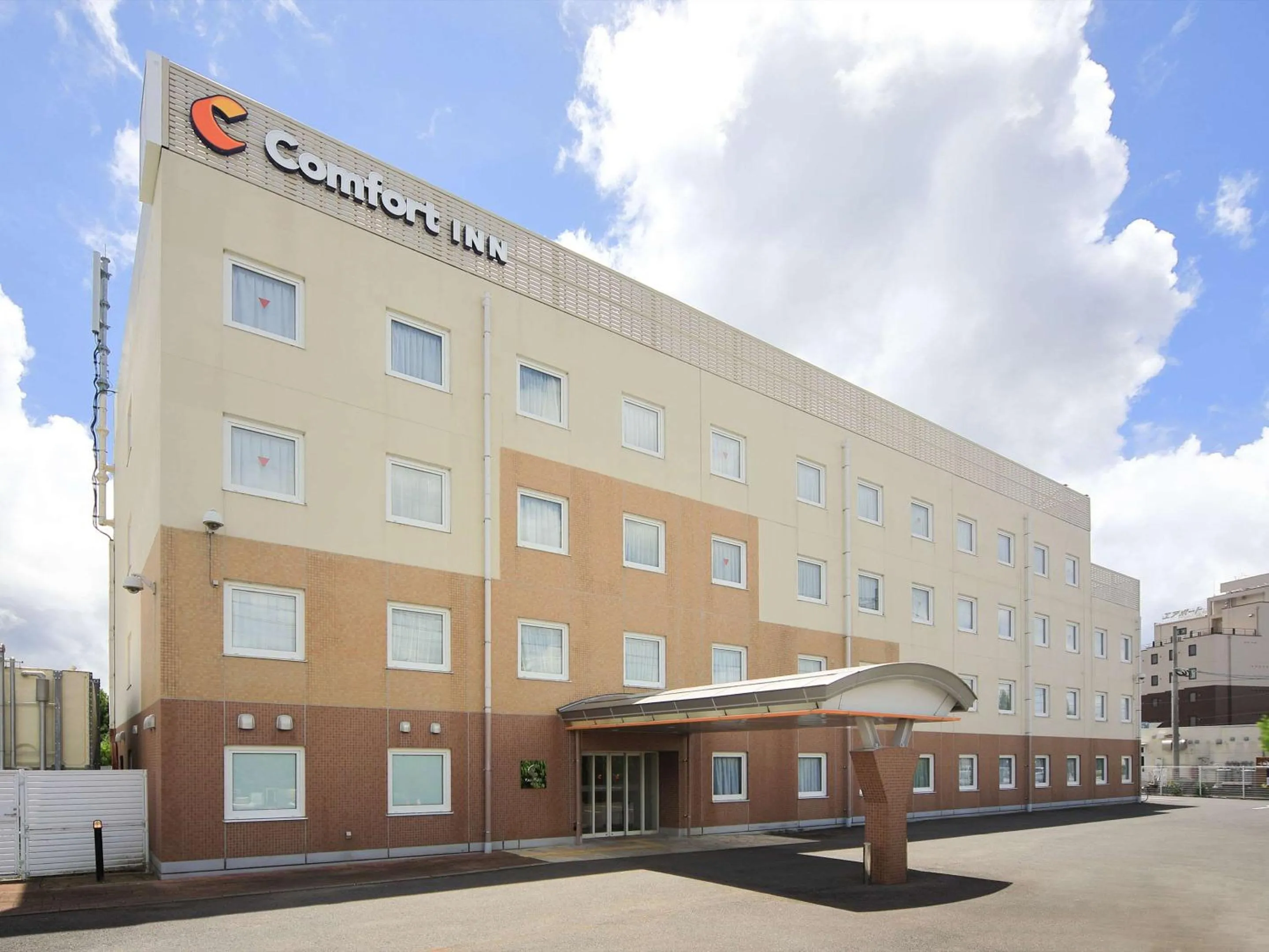 Property building in Comfort Inn Nagasaki Airport