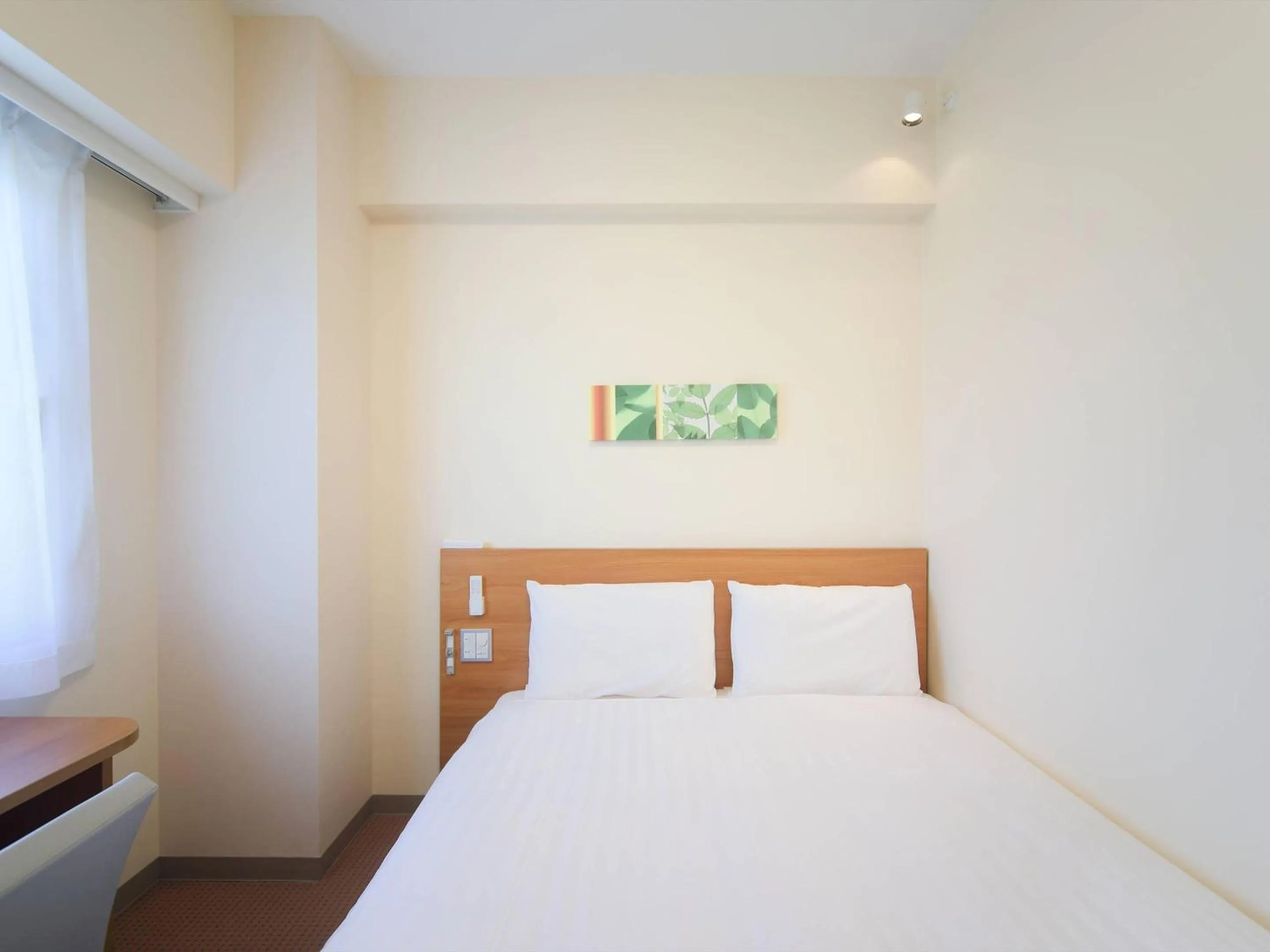 Bedroom, Bed in Comfort Inn Munakata