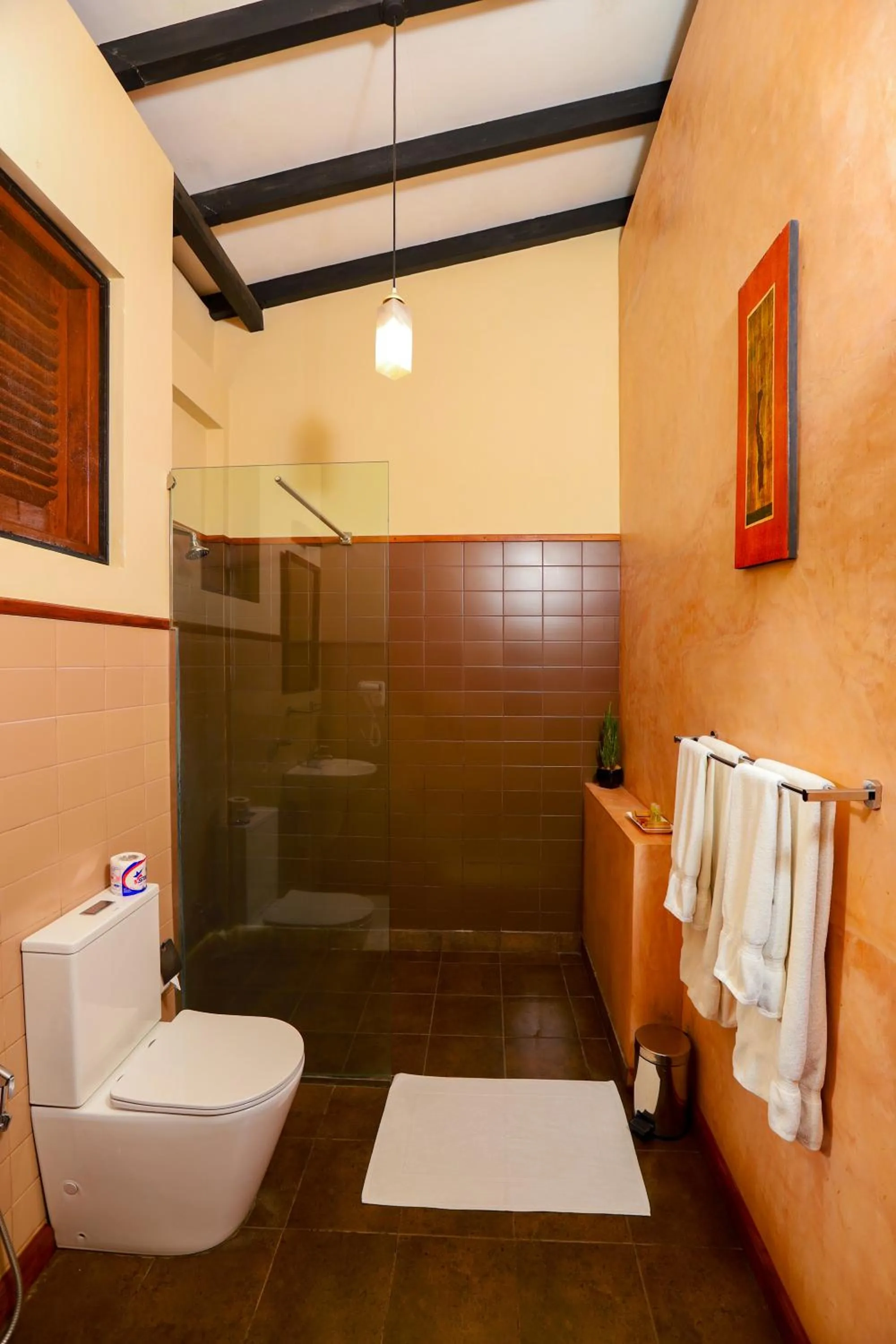 Shower in Melheim Resort and Spa