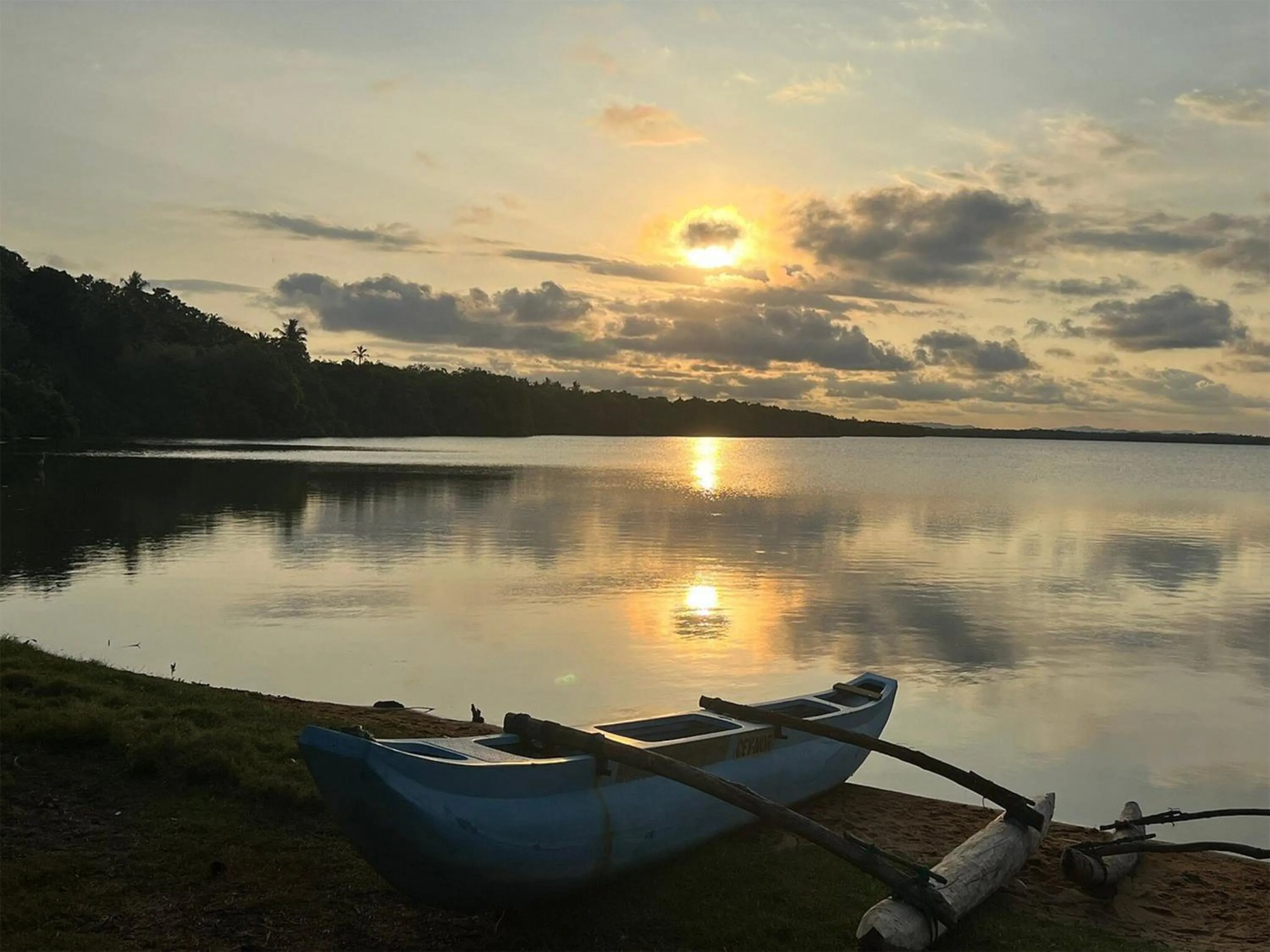 Lake view in Buckingham Place