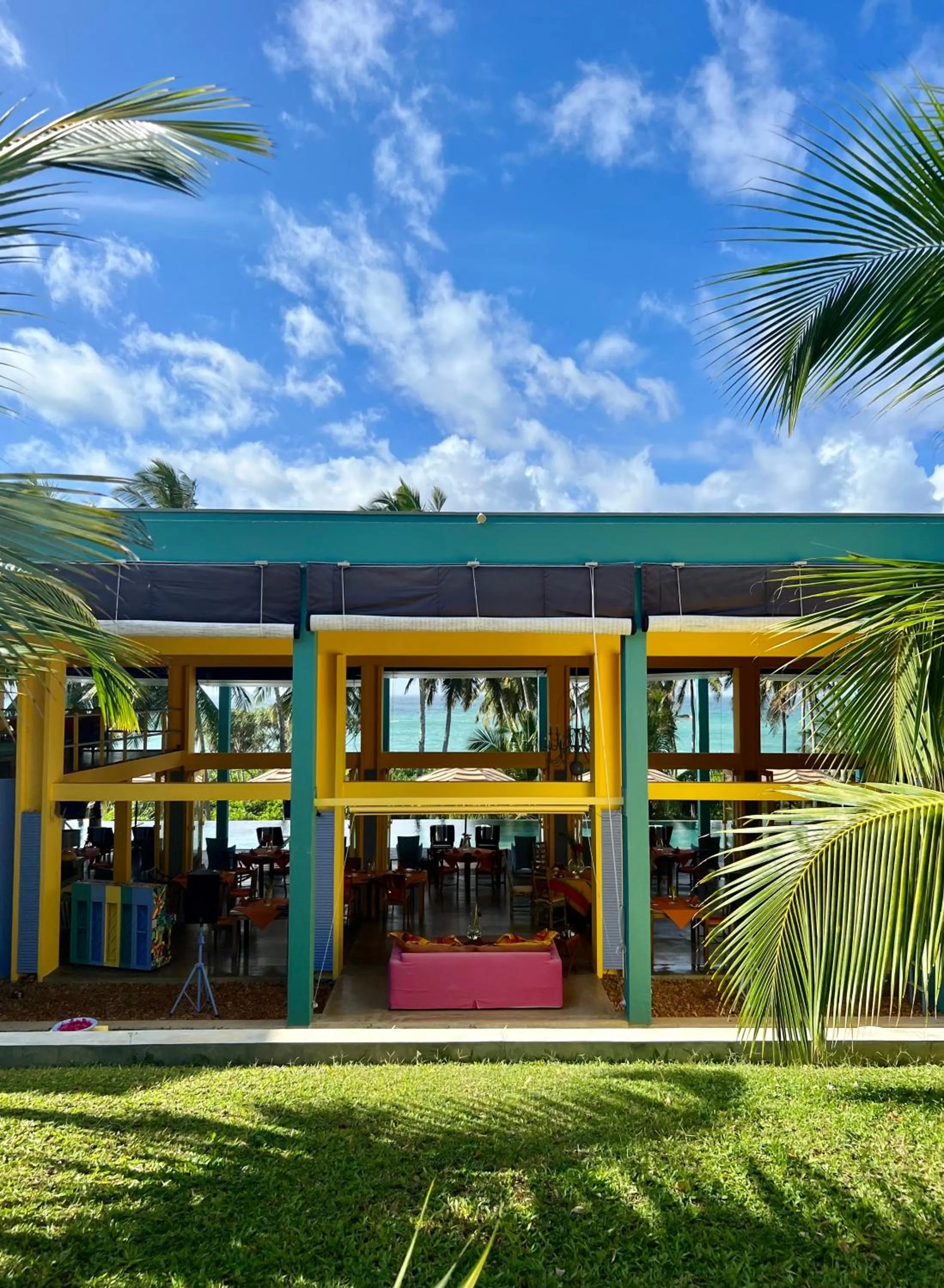 Restaurant/places to eat in Buckingham Place