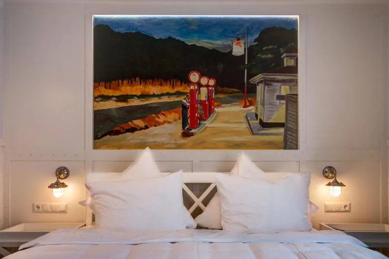 Photo of the whole room, Bed in Beachhotel Cuxhaven