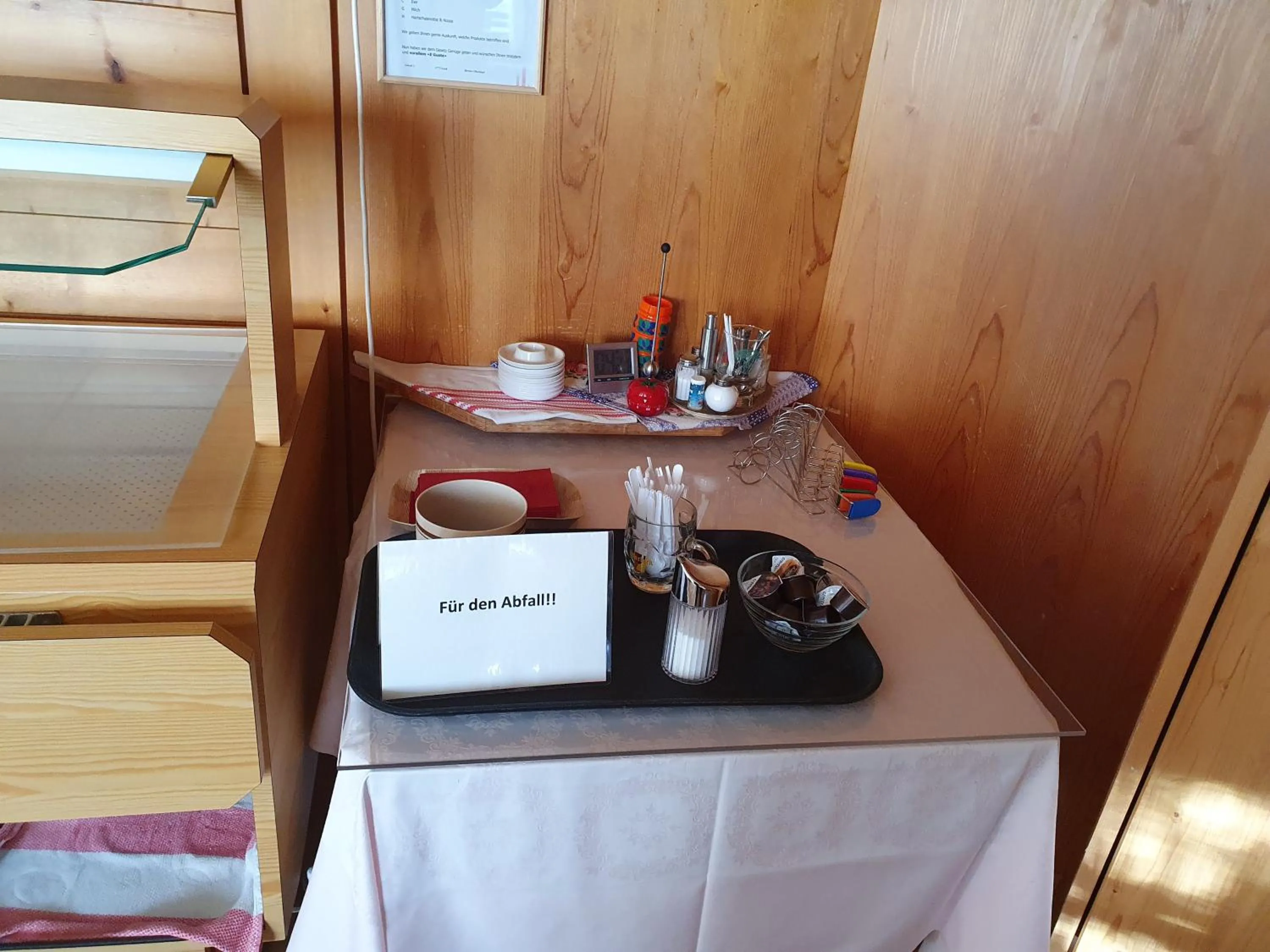 Coffee/tea facilities in Hotel Garni Alpenruh