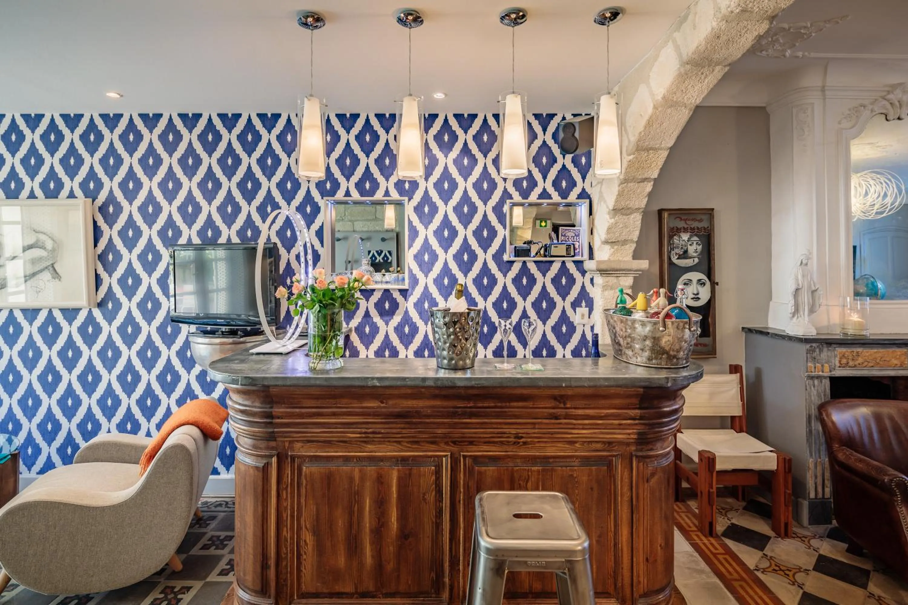 Lounge or bar in Hôtel La Suite