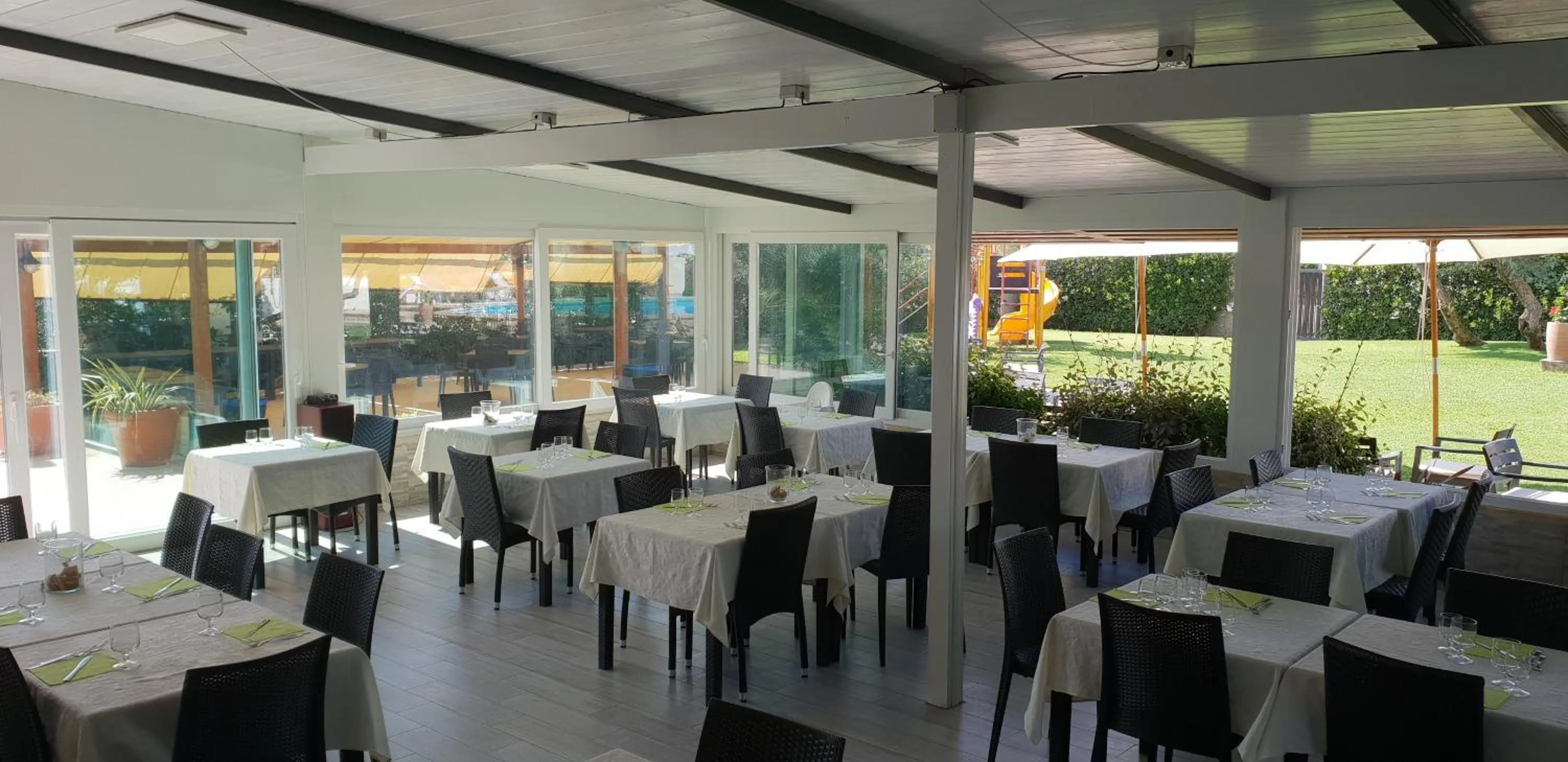 Restaurant/places to eat in Hotel Corallo