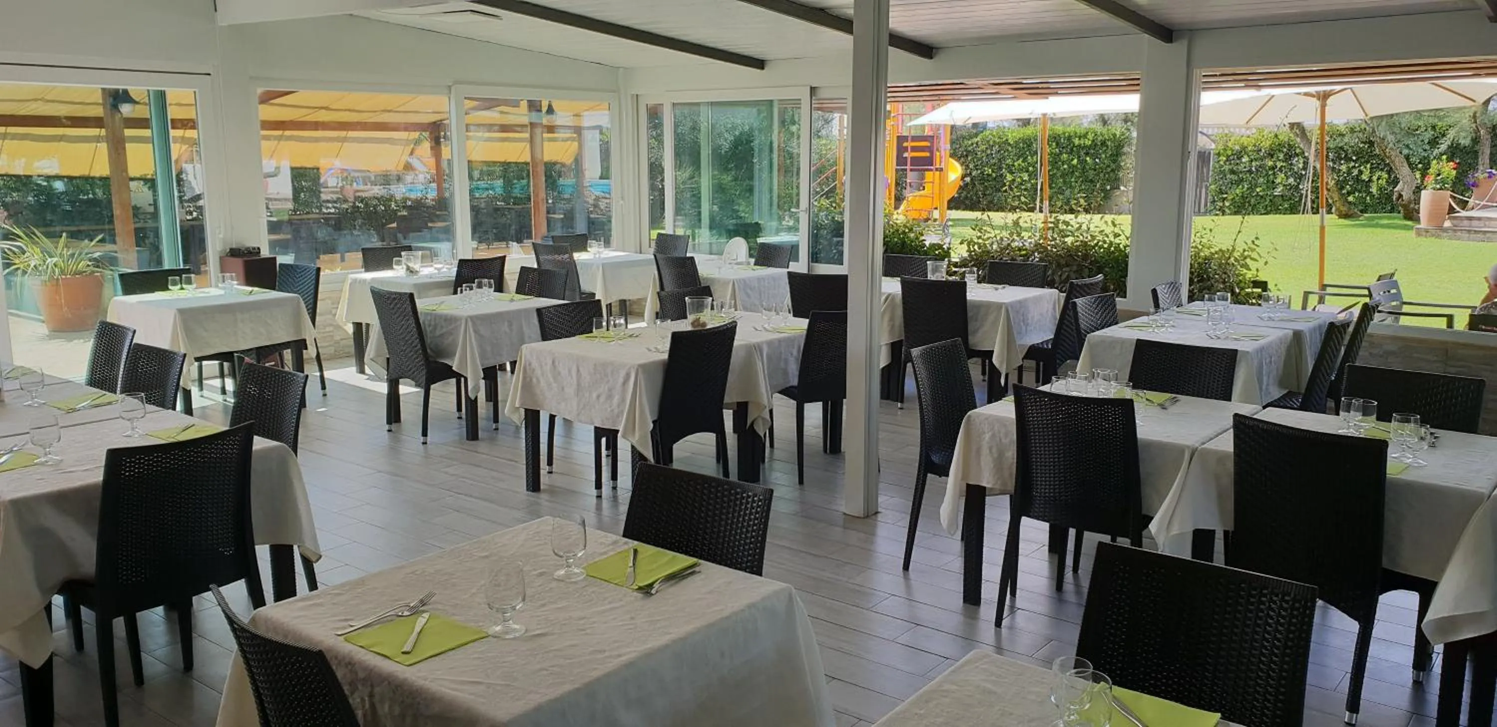 Restaurant/places to eat in Hotel Corallo