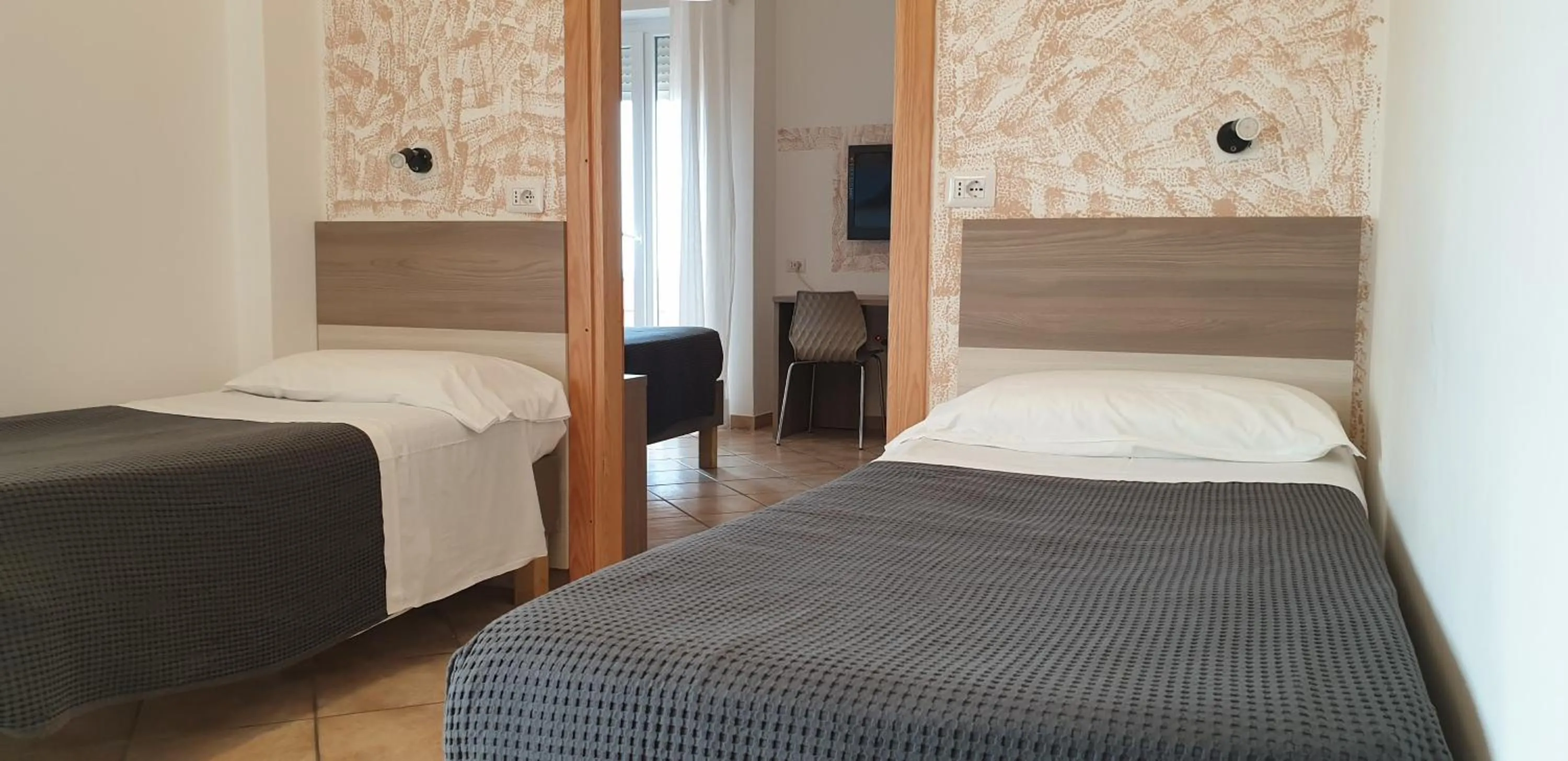 Photo of the whole room in Hotel Corallo