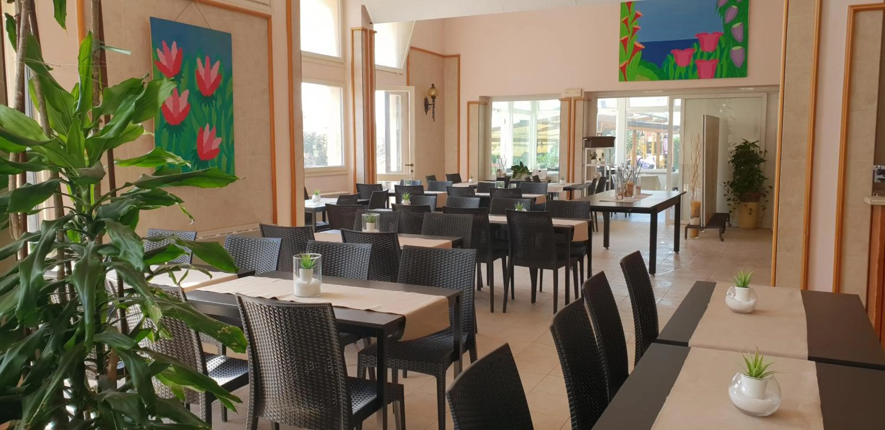 Restaurant/places to eat in Hotel Corallo