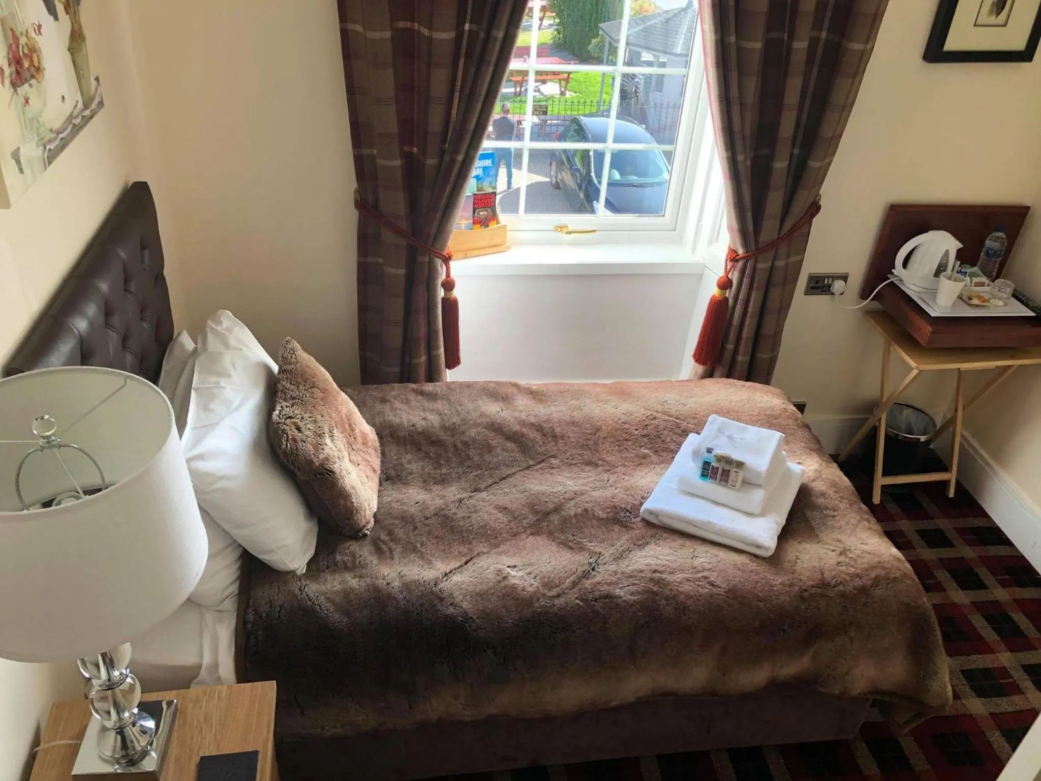 Bedroom in Haughton Arms Hotel