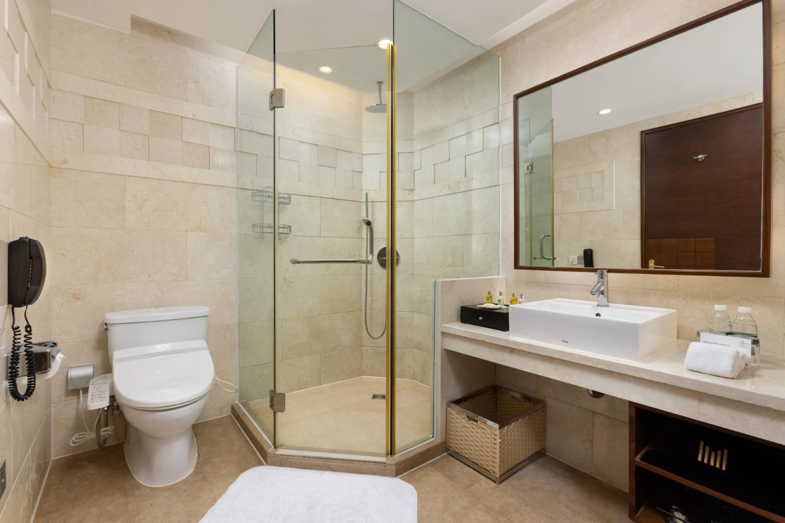 Bathroom in Millennium Hotel Wuxi