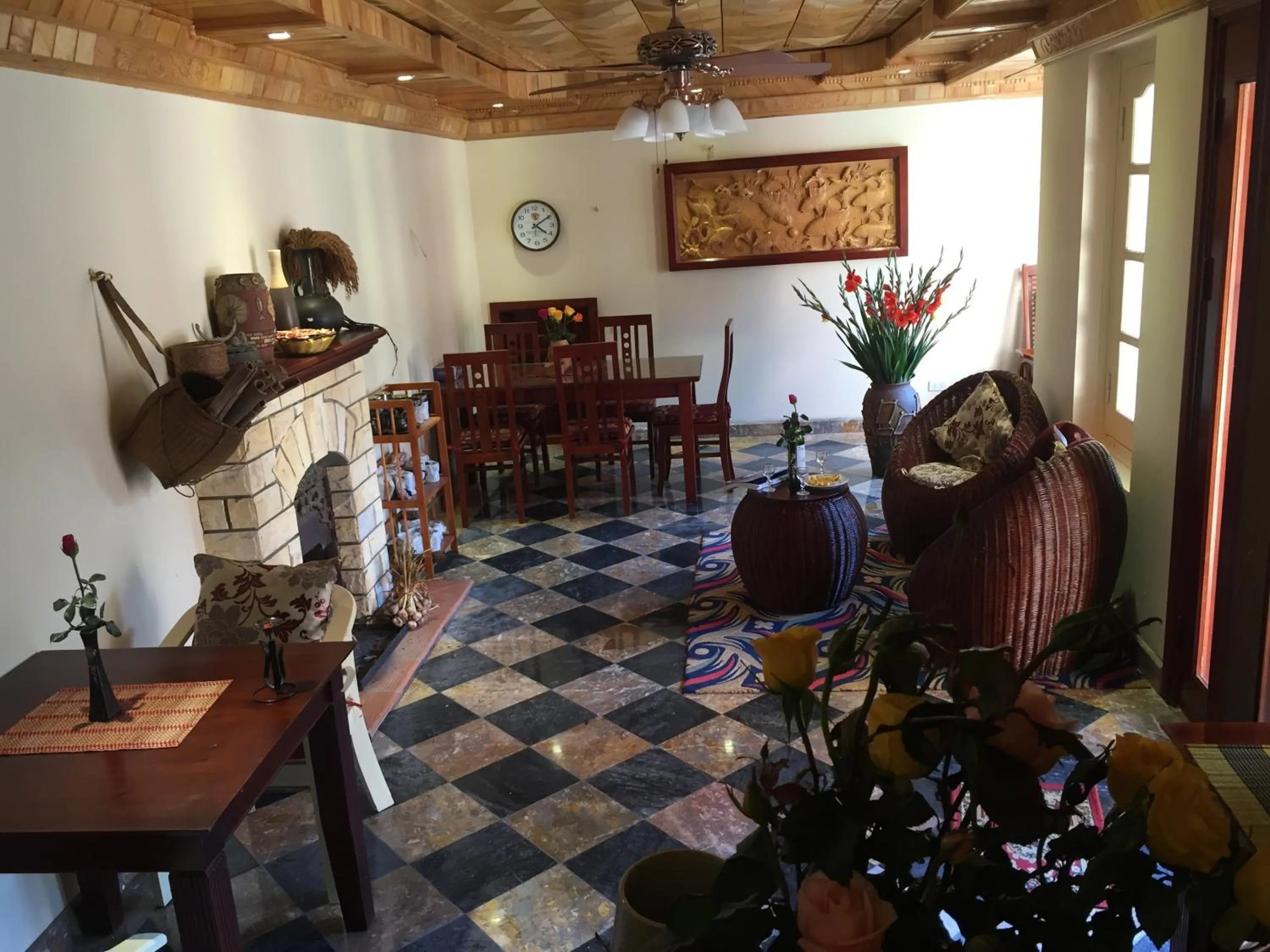 Dining area in Sapa Garden Bed and Breakfast