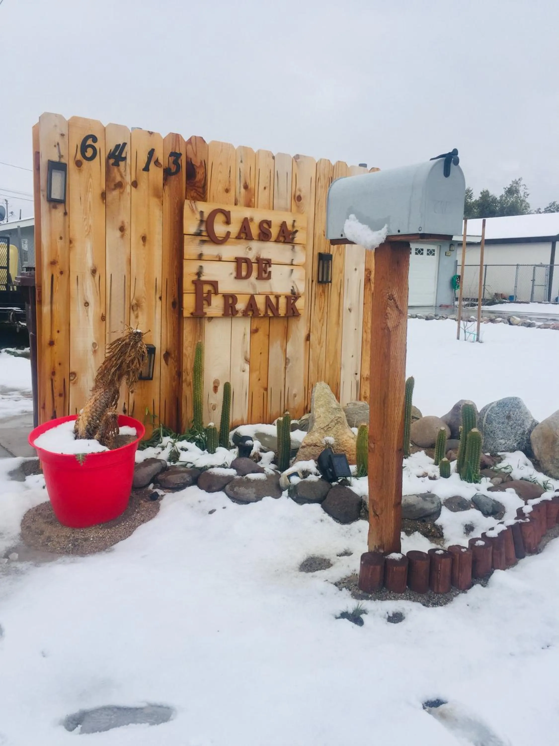 Property building in Casa De Frank