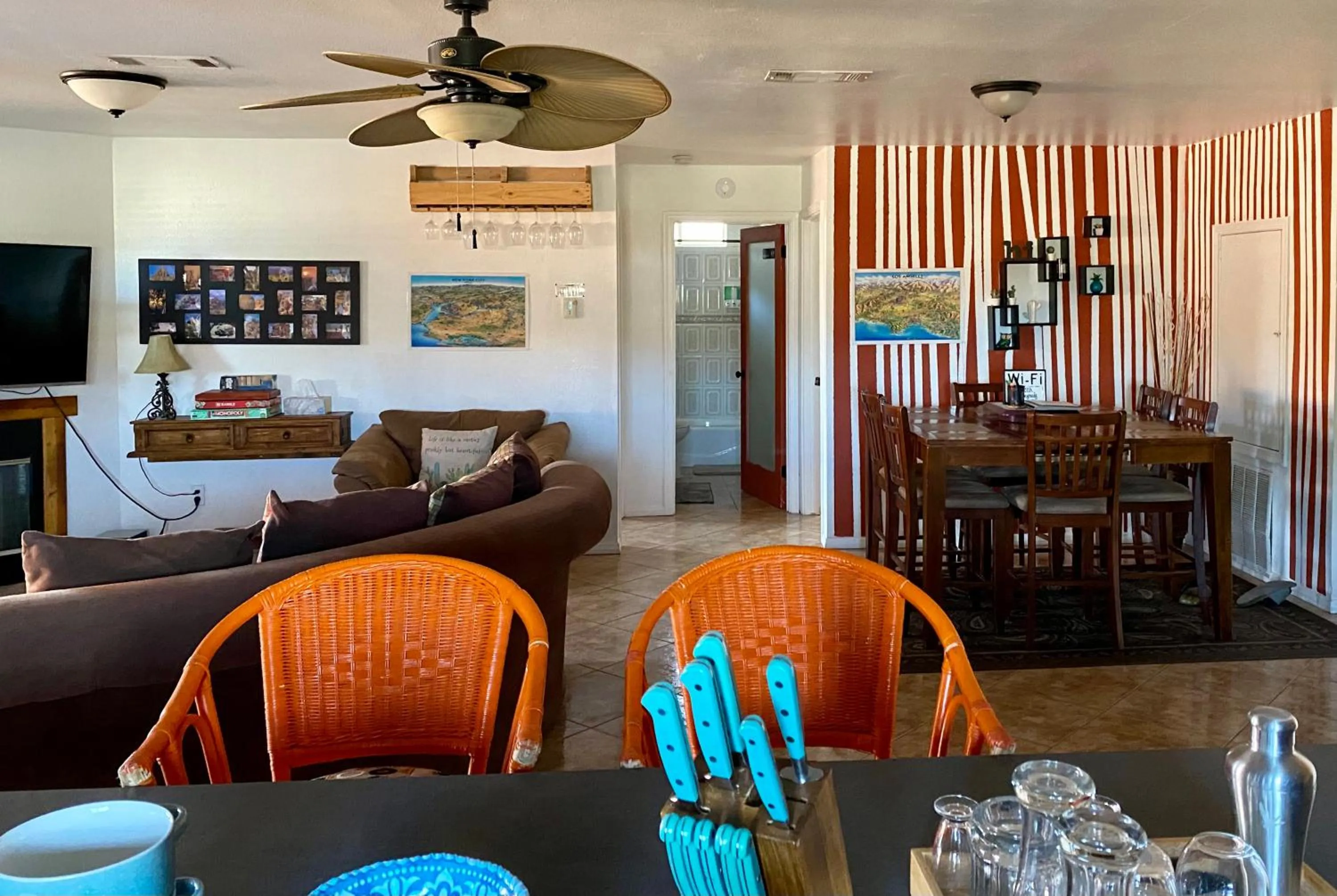 Communal kitchen in Casa De Frank