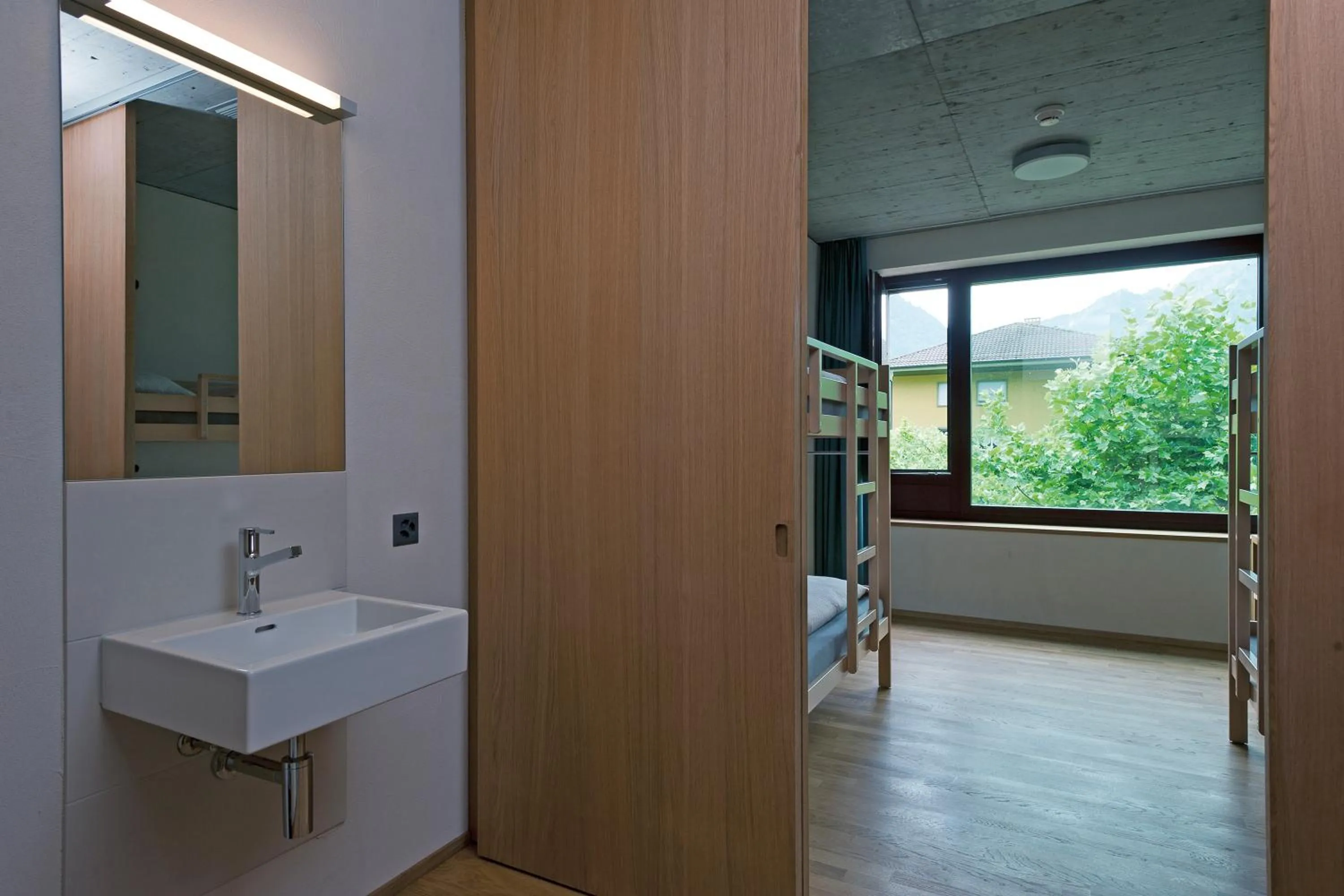 Photo of the whole room in Interlaken Youth Hostel