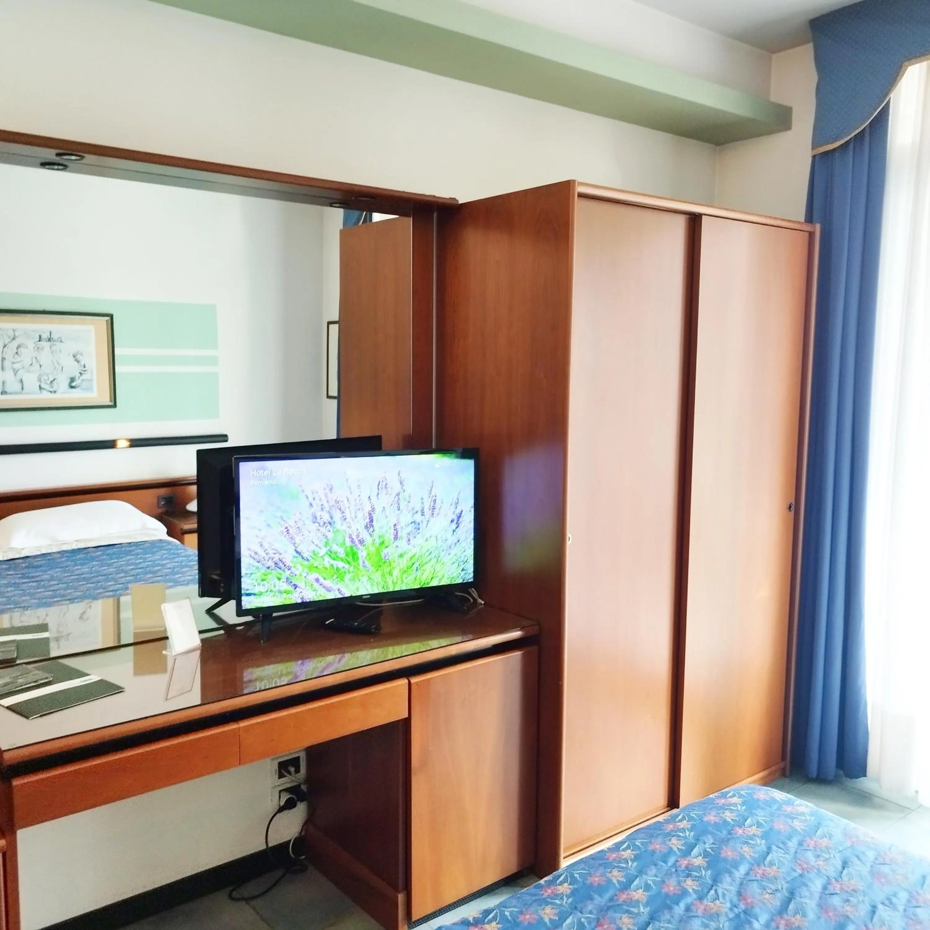 TV and multimedia in Casaalbergo La Rocca