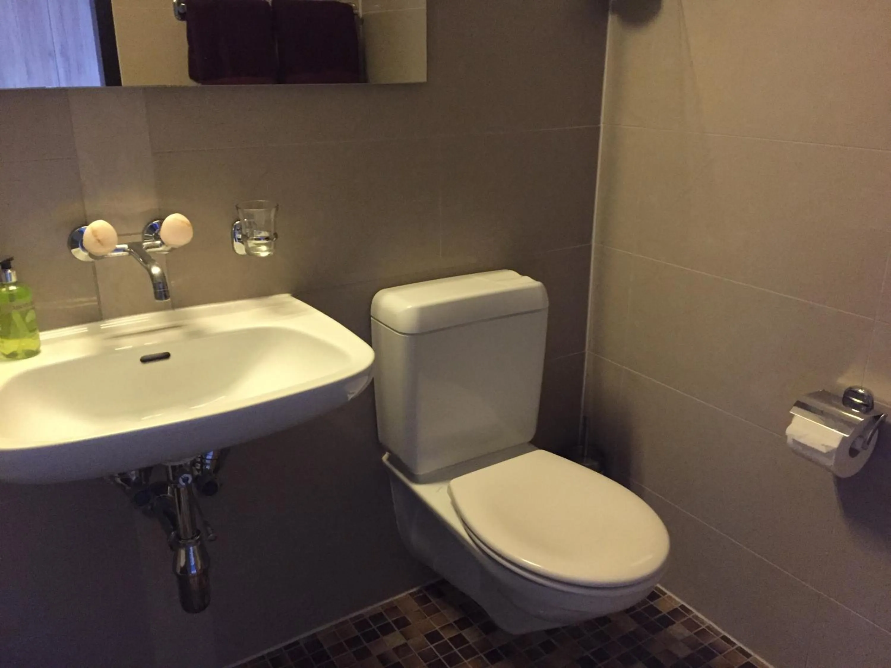 Bathroom in Apartments Seeblick mit Anbindung an ein 4-Sterne-Hotel