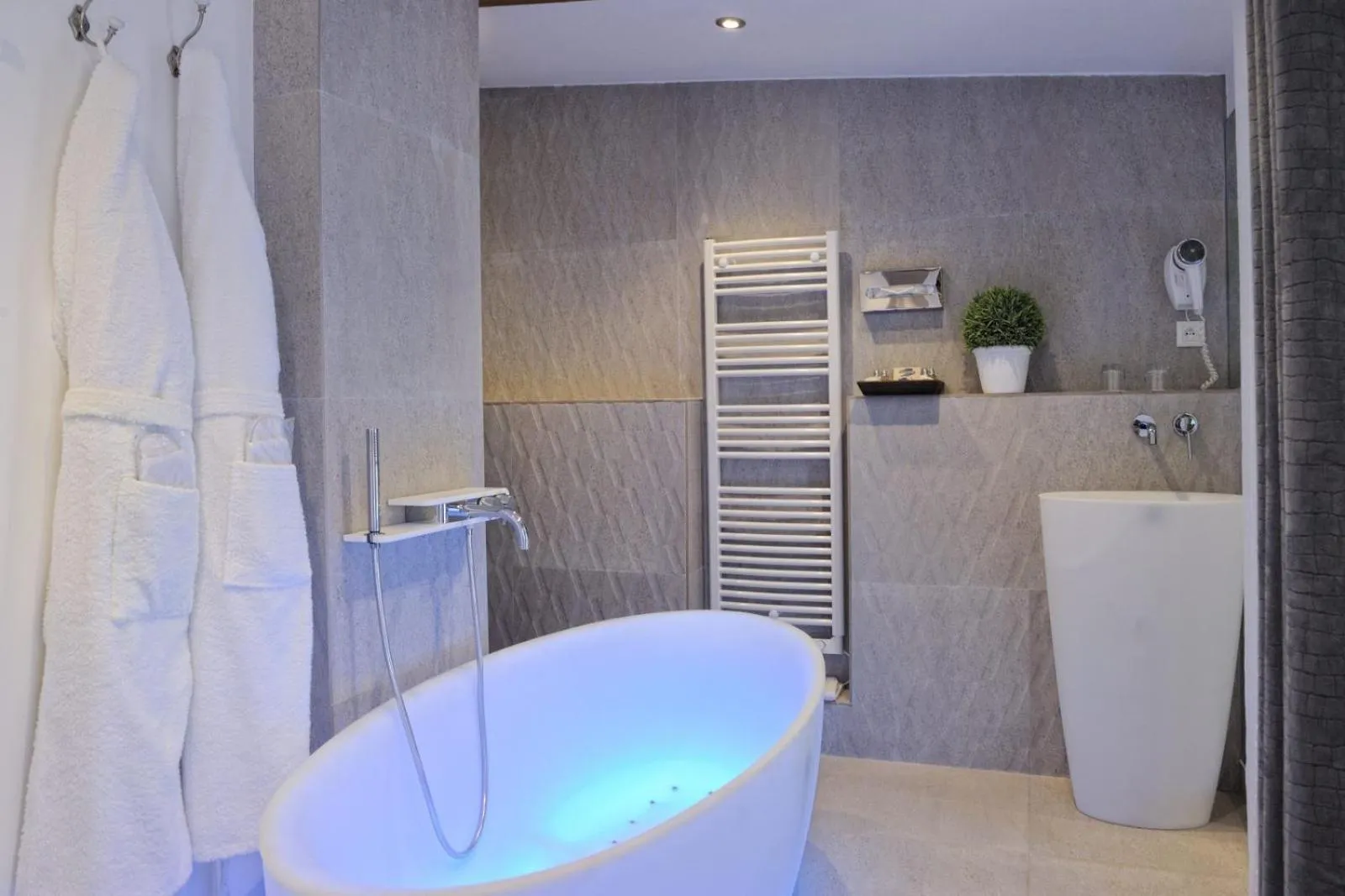 Bathroom in Lodge de Charme A Cheda