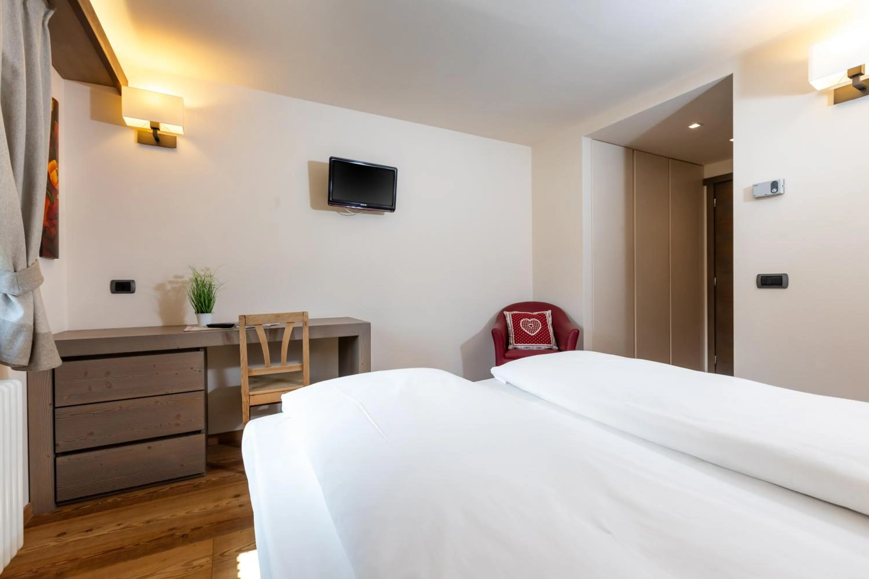 Bedroom, Bed in Hotel Cardo