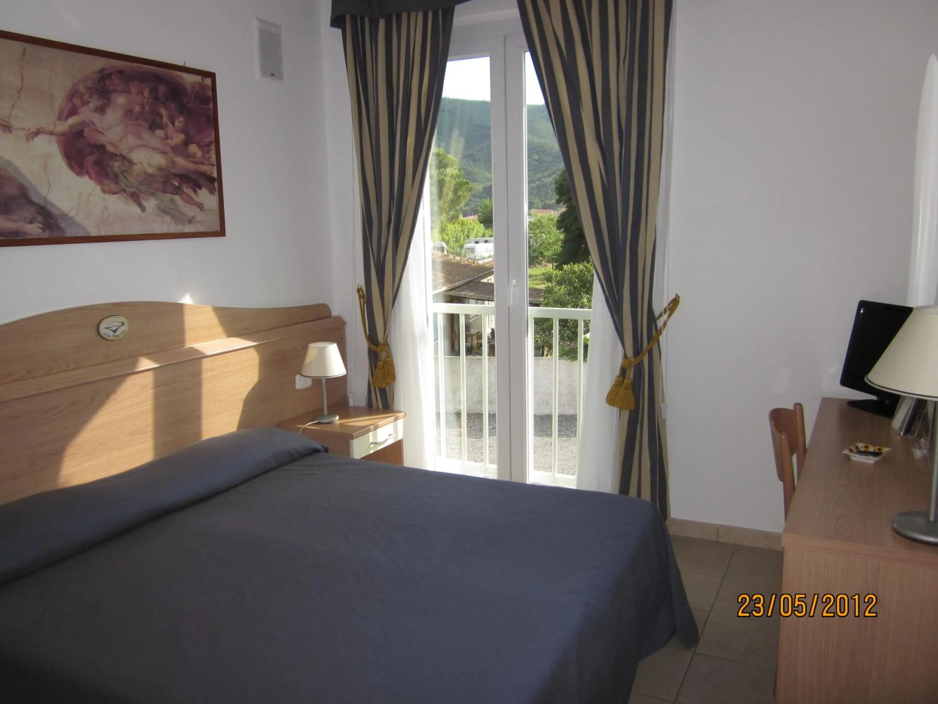 Decorative detail, Bed in Hotel Villa Smeraldo