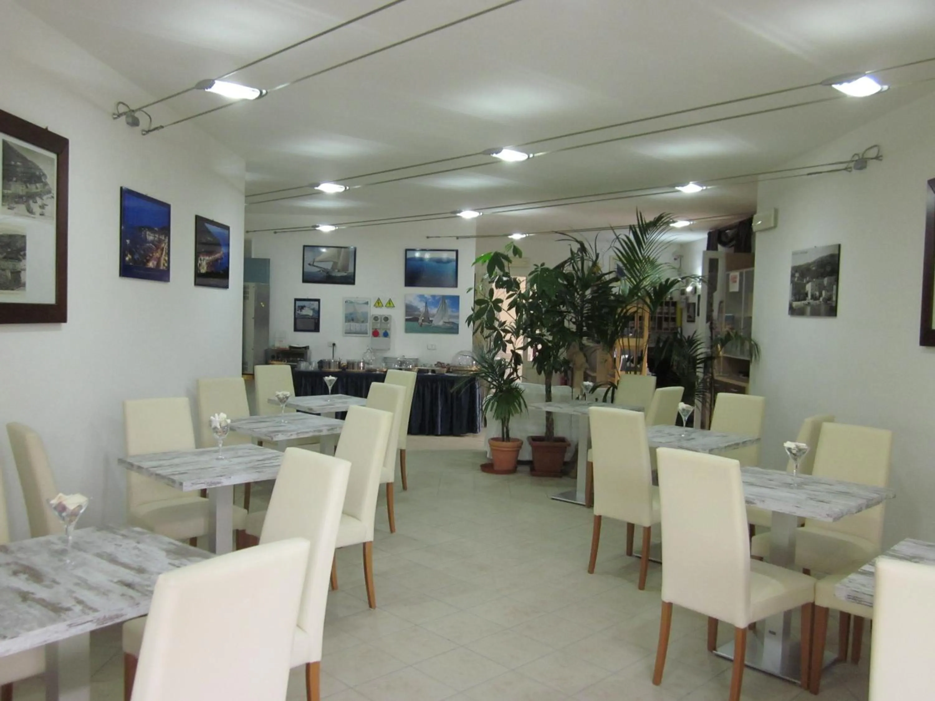 Restaurant/places to eat in Hotel Villa Smeraldo