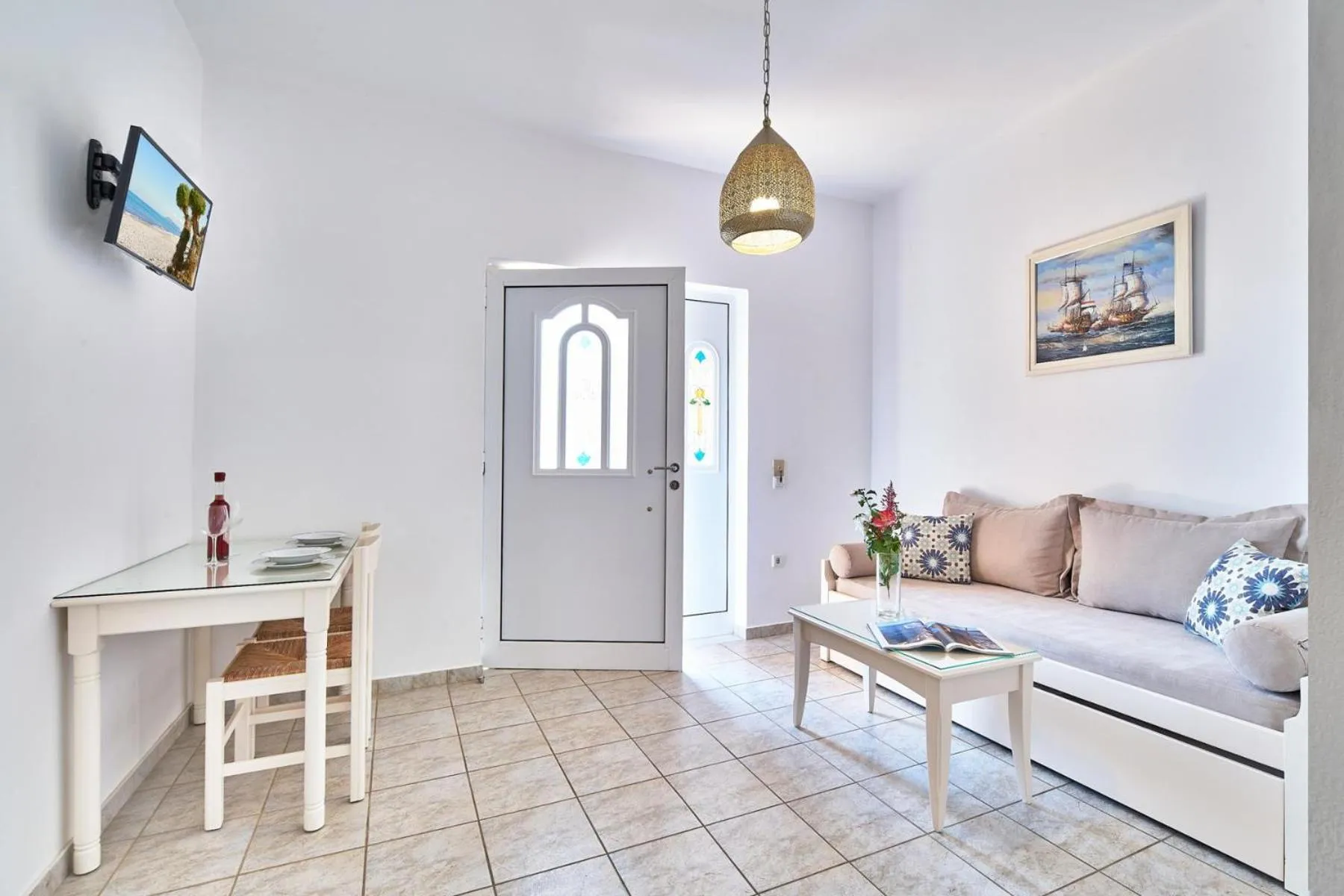 TV and multimedia in Solon Apartments