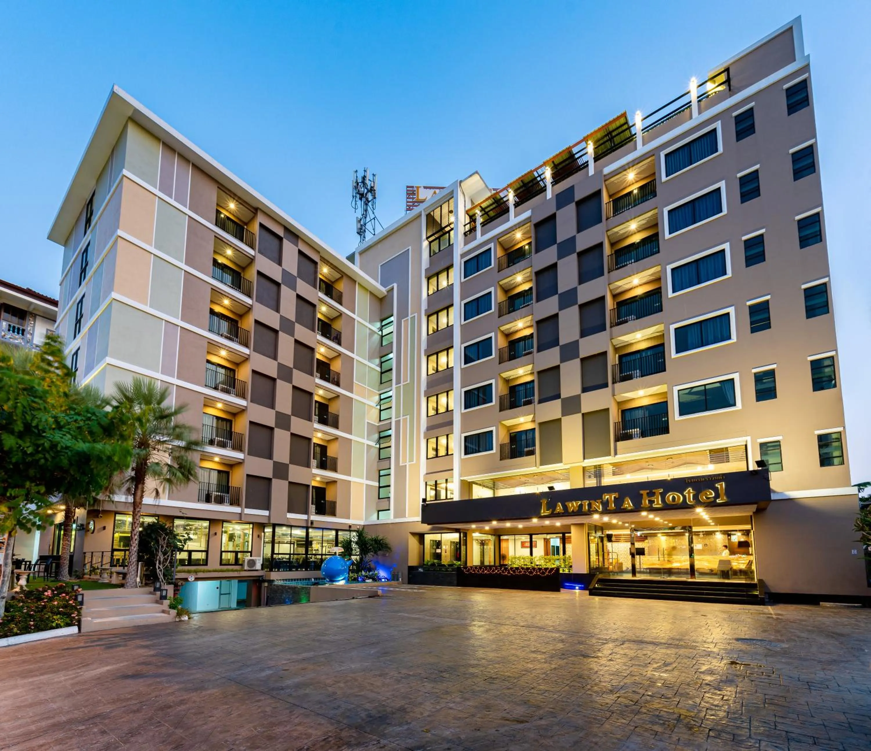 Property building in LawinTa Hotel Pattaya