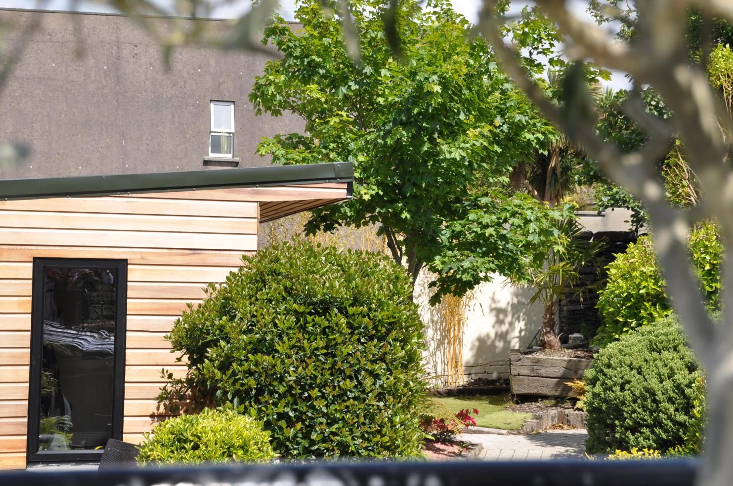 Garden in Quinlan & Cooke Boutique Townhouse and QCs Seafood Restaurant