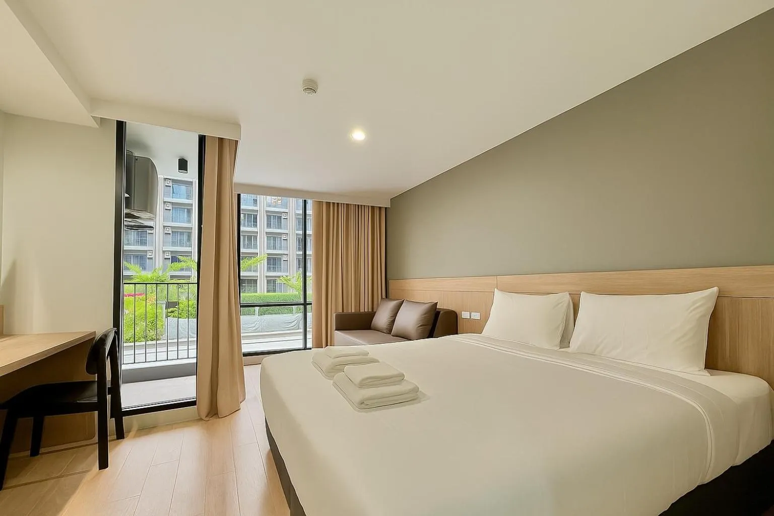 Bedroom, Bed in Rangsit Residence & Hotel