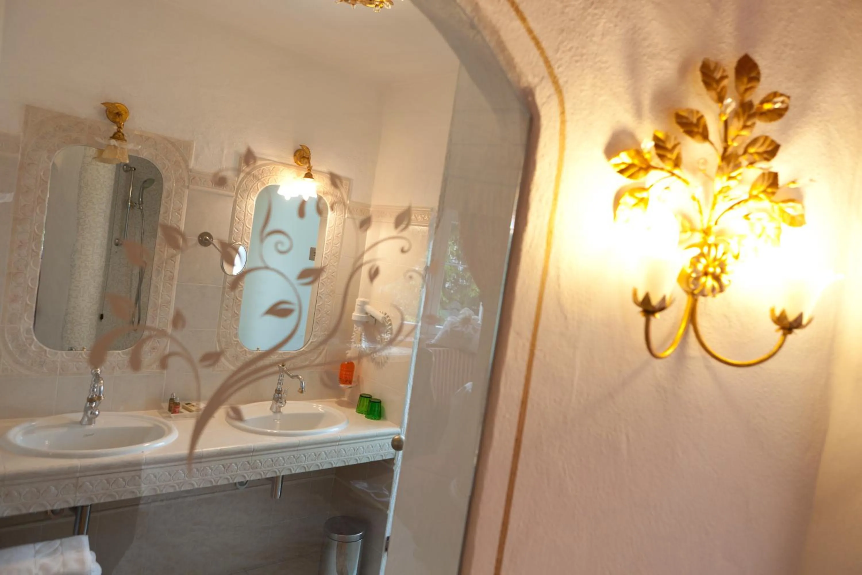 Bathroom in Nature Wellness Hotel Renato