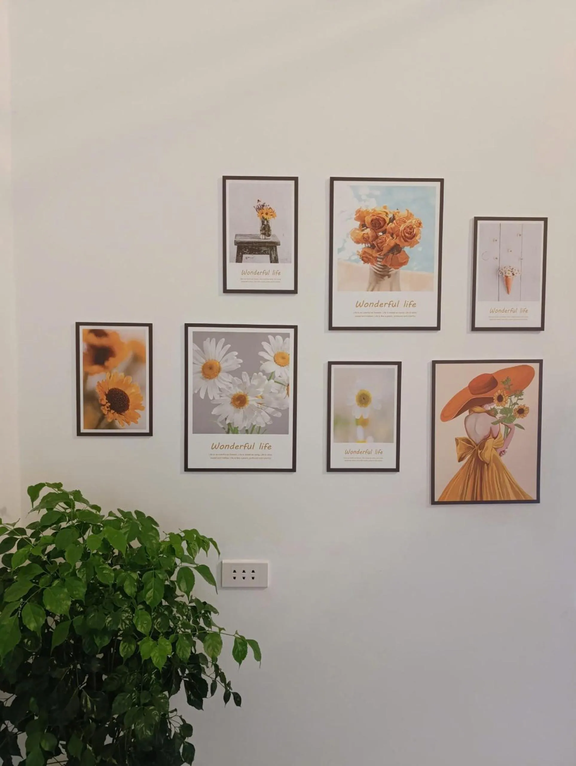 Decorative detail in Hanoi EcoStay 2 hostel