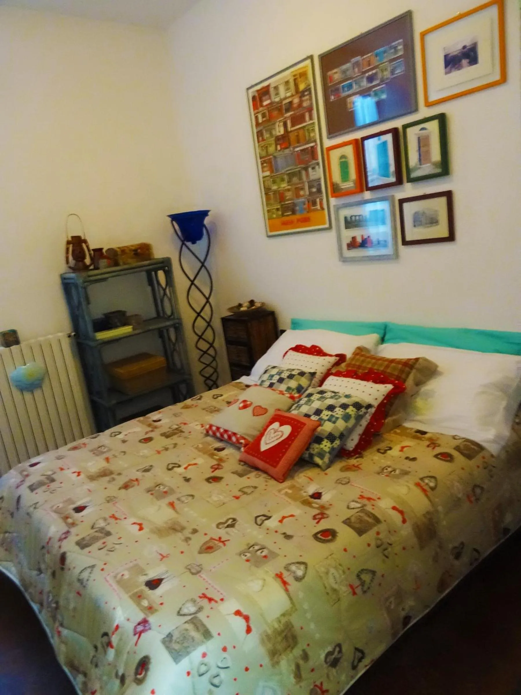 Bedroom, Bed in La Celestina