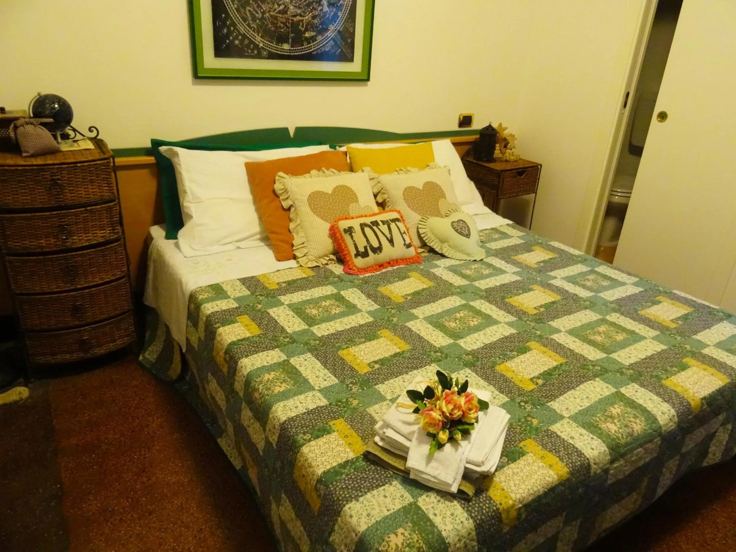 Bedroom, Bed in La Celestina