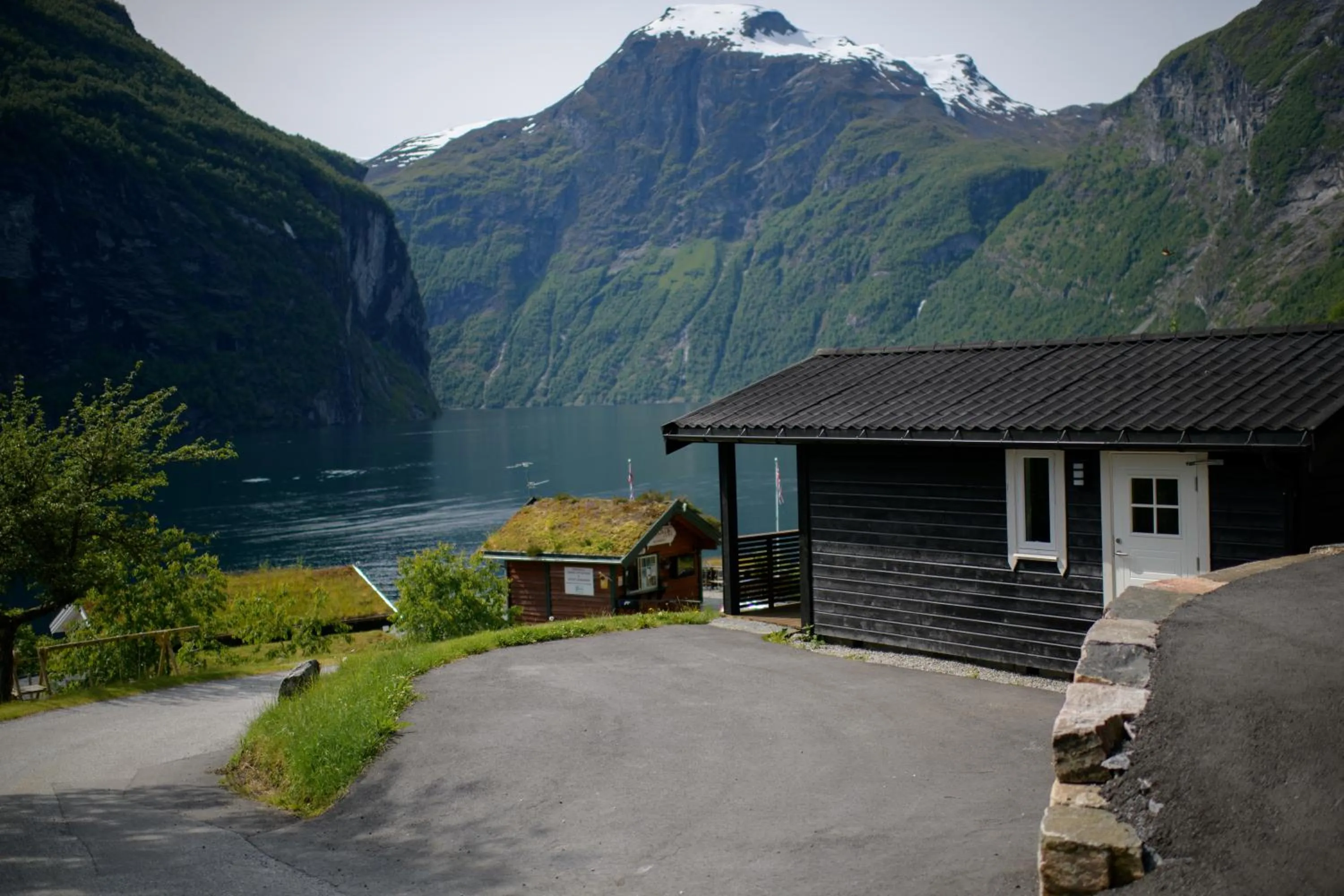 Property building in Grande Hytteutleige og Camping