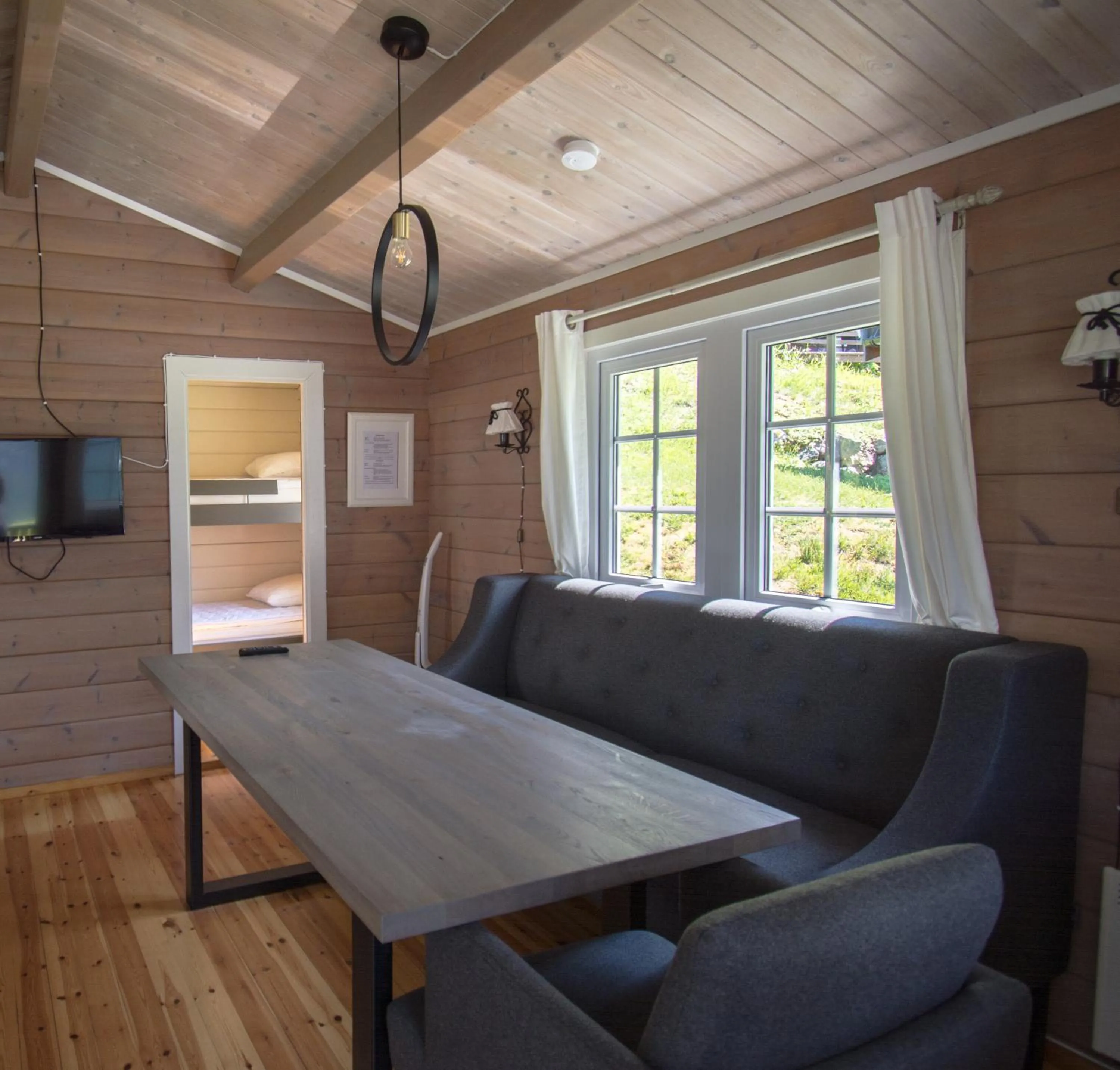 TV and multimedia in Grande Hytteutleige og Camping