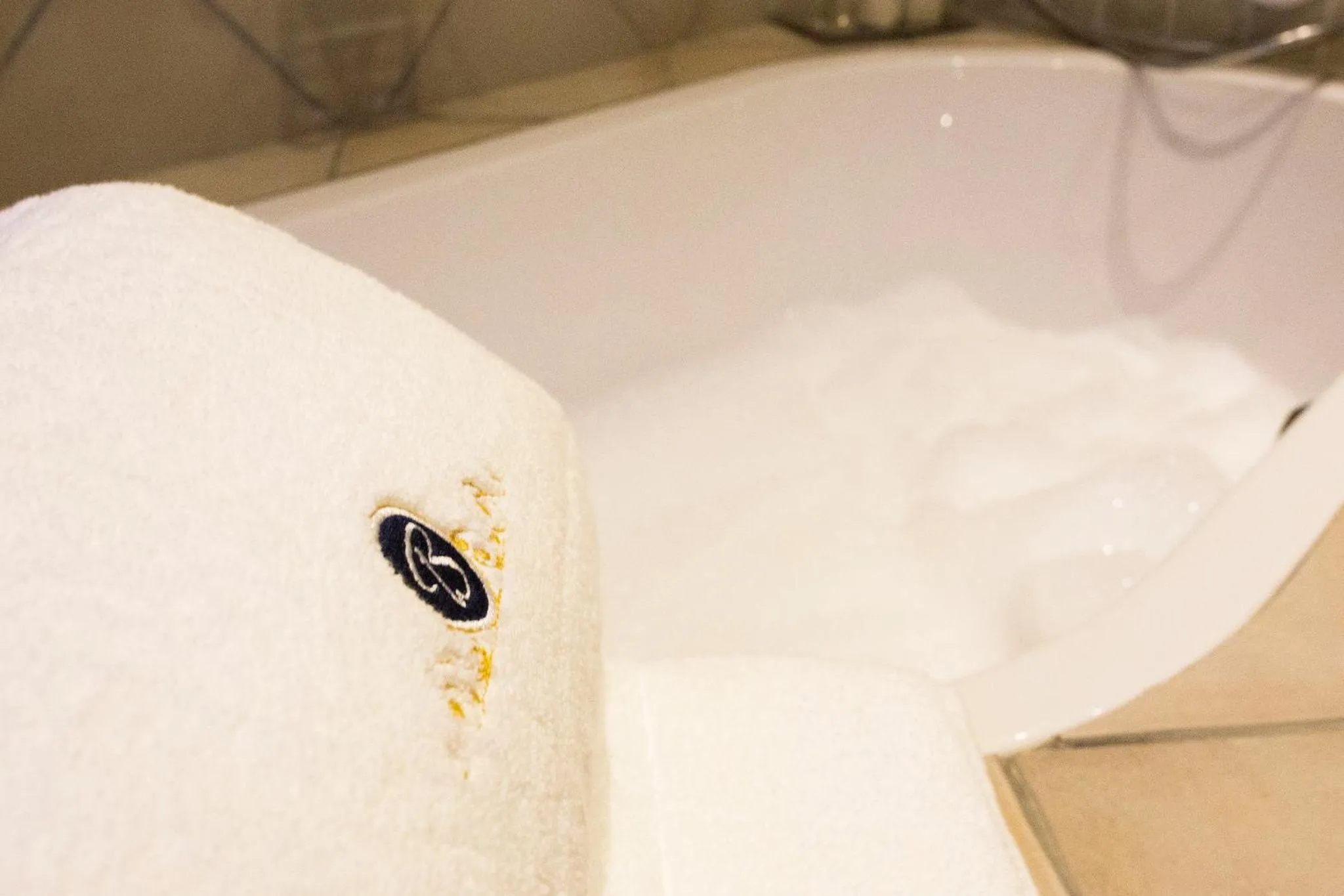 Bathroom in The Browns' Luxury Suites & Cottage