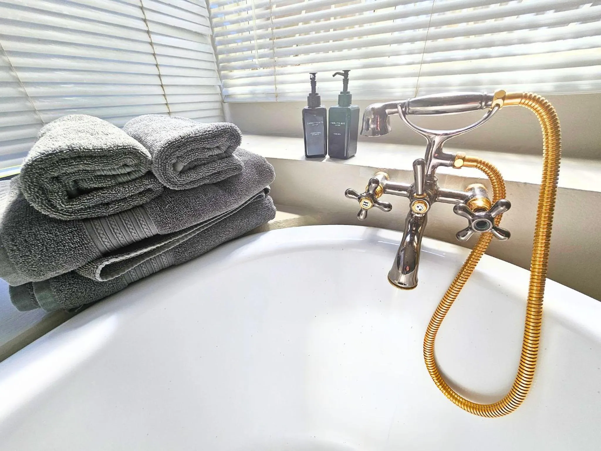Bathroom in The Browns' Luxury Suites & Cottage