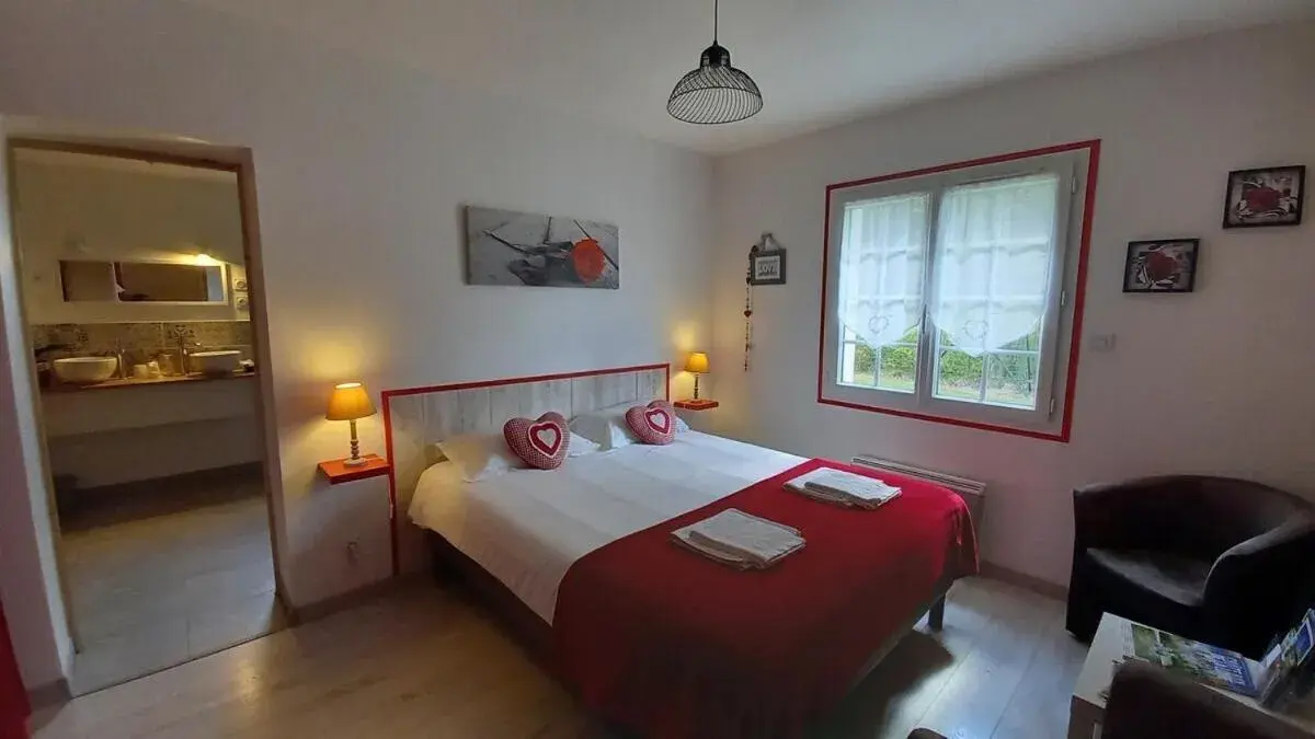 Queen Room in Entre Loire et Cher Chambres d'Hôtes Queen Room in Entre Loire et Cher Chambres d'Hôtes
