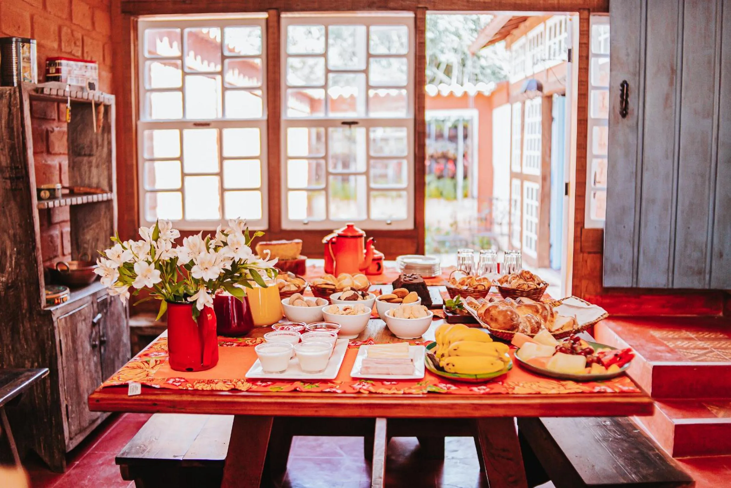 Breakfast in Pousada d'Oleo de Guignard