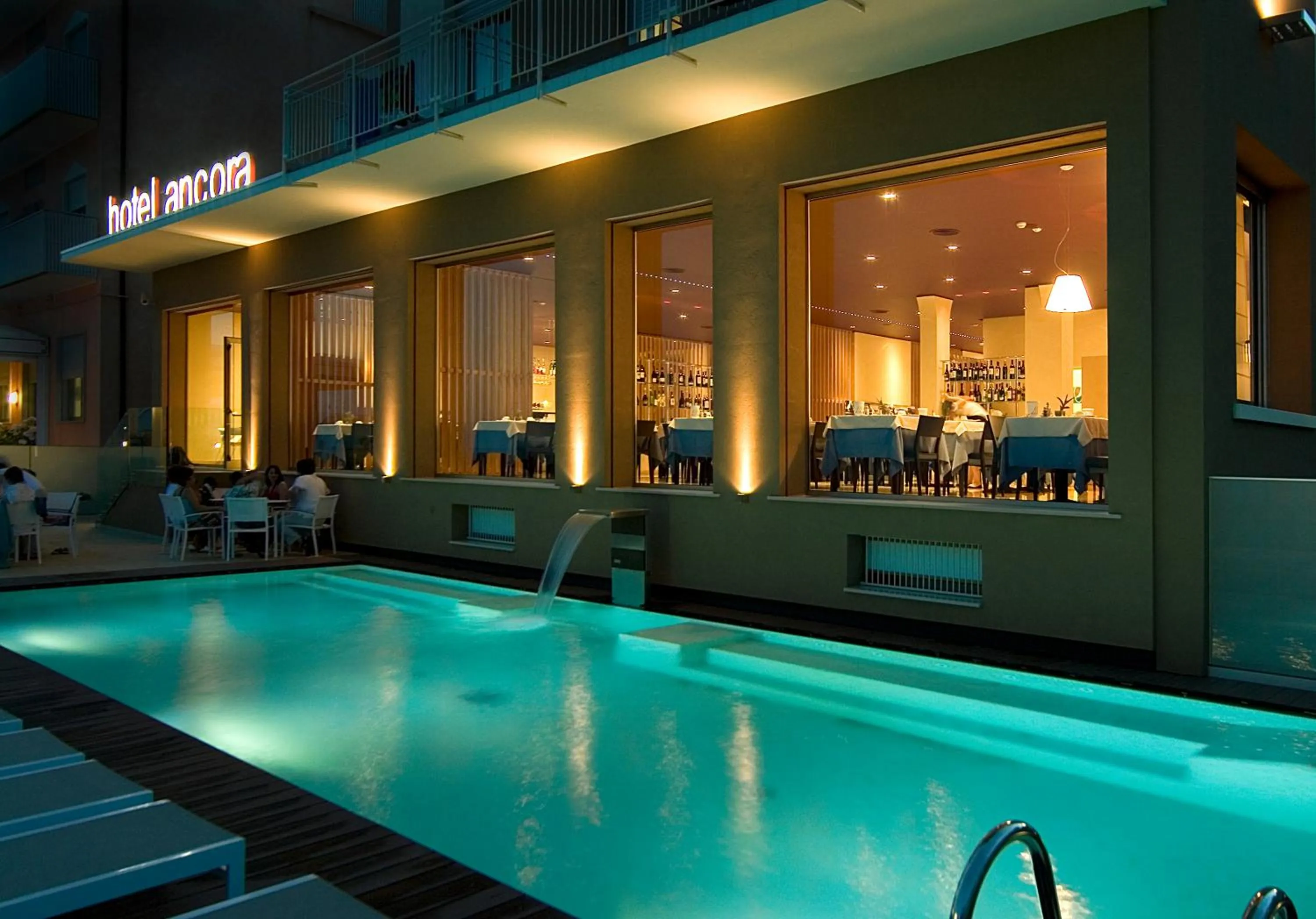 Night in Hotel Ancora