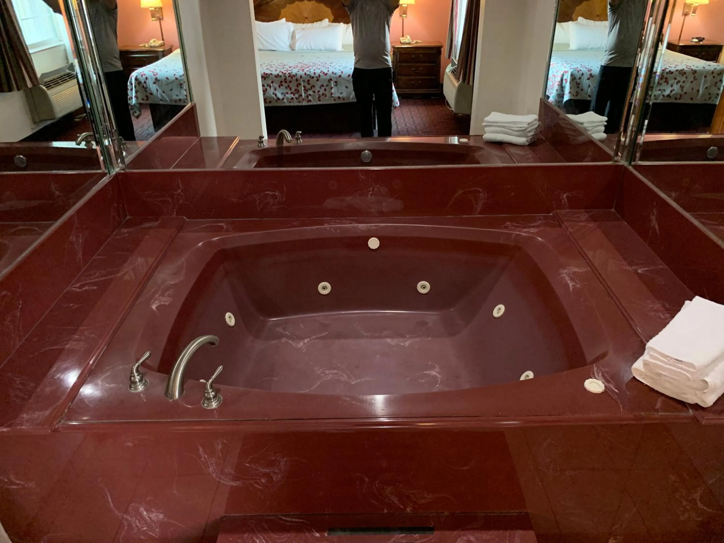 Spa and wellness centre/facilities in Baymont by Wyndham Texas City