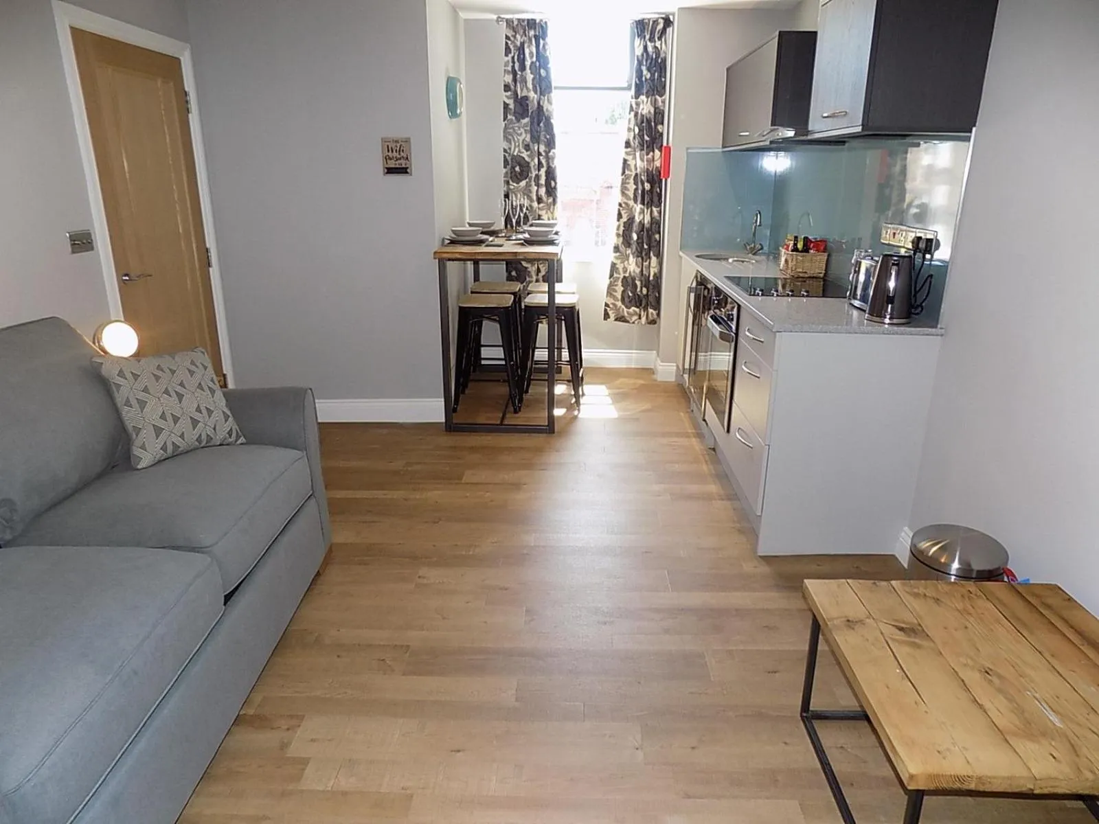 Kitchen or kitchenette in The Old Wool House Apartments